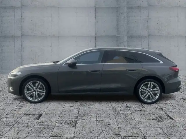 Audi A5 view 4
