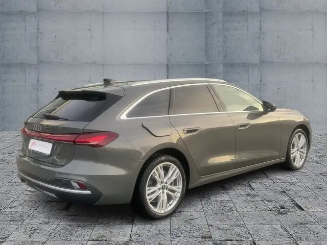 Audi A5 view 6