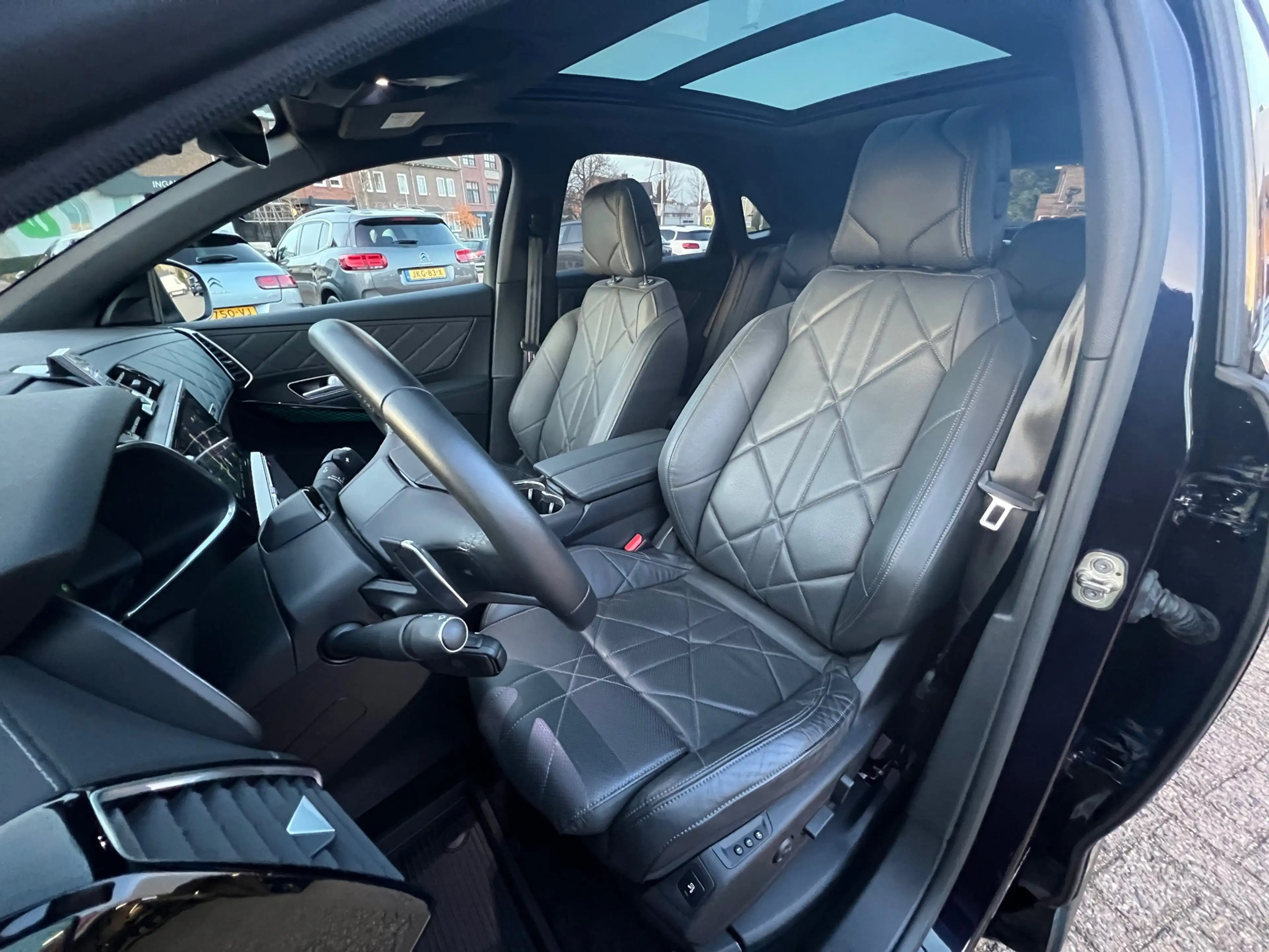 DS Automobiles DS 7 Crossback E-Tense 4x4 So Chic Leder-Stoelventilatie-Navi-Cam — photo 9