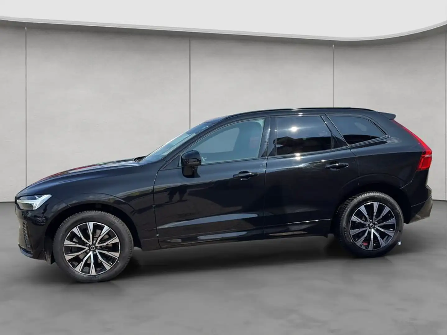 Volvo XC60 XC60 B4 Plus-Dark Aut Glasd PilotAssist Nappaleder Schwarz - 2