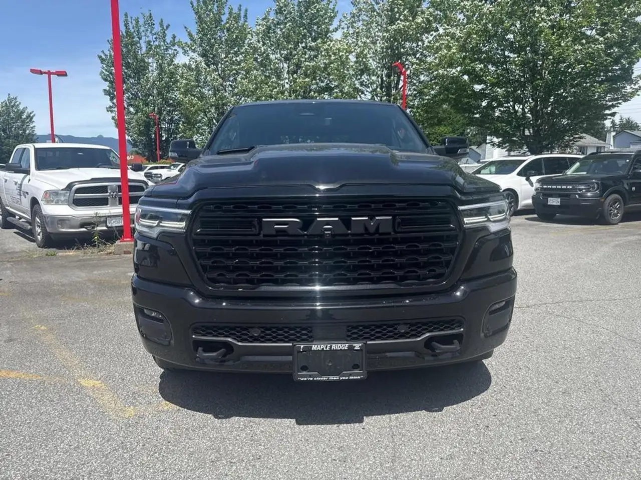 RAM 1500 снимка RAM 1500