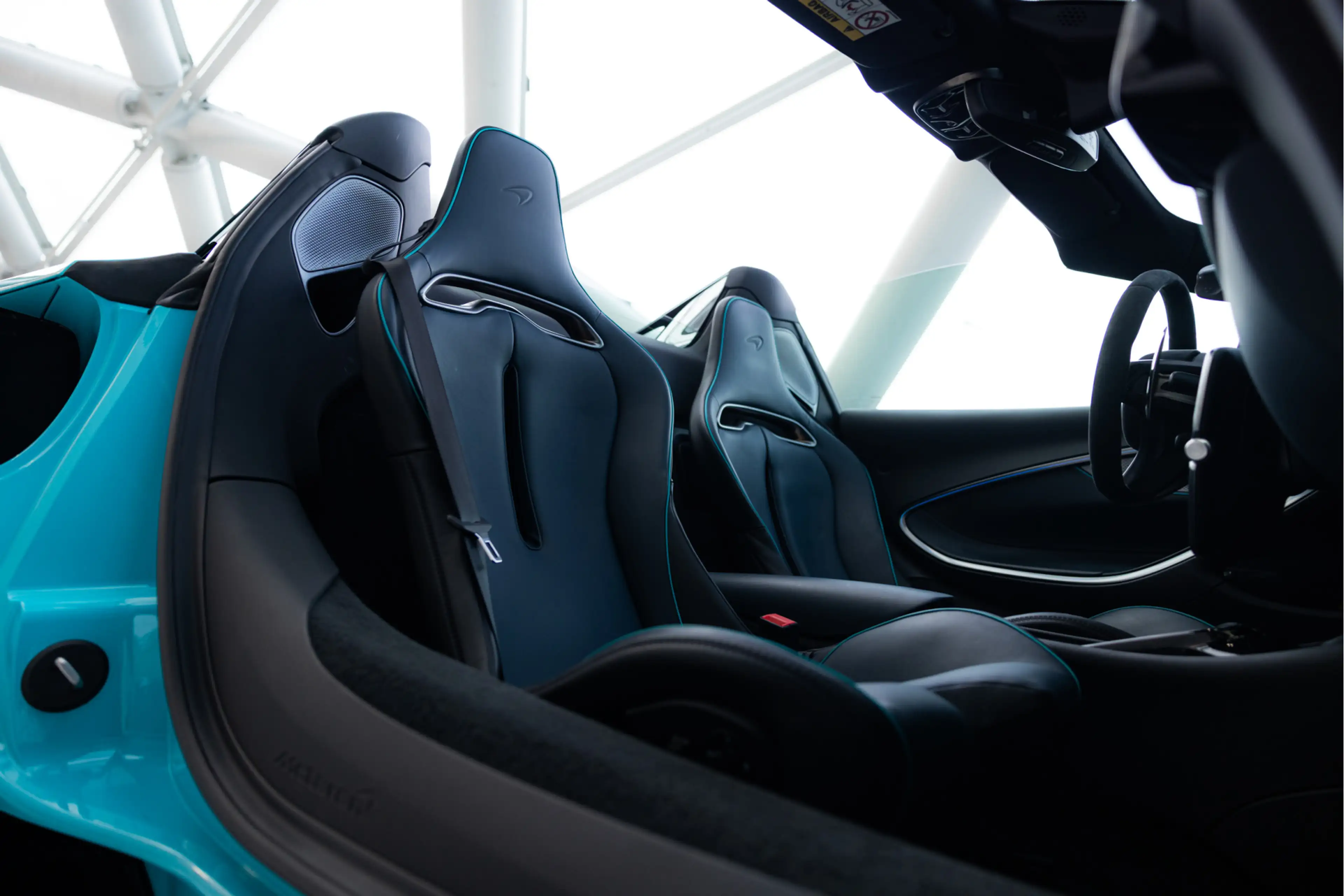 McLaren Artura Spider 3.0 V6 Plug-in | MSO | Black Pack | — photo 4