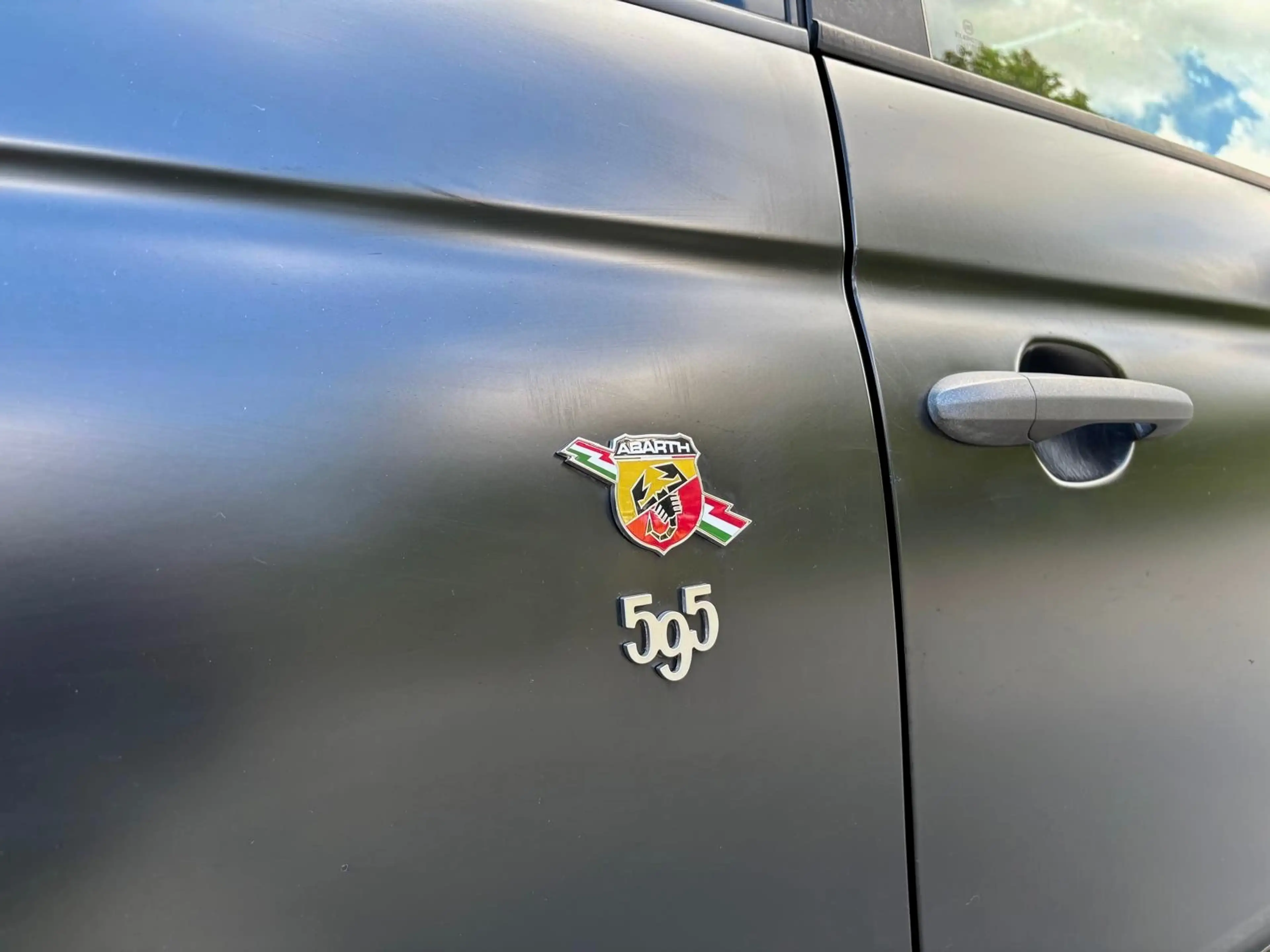 Abarth 595 *Carbone / Pano / Led / Apple CarPlay / 36900KM * — photo 10