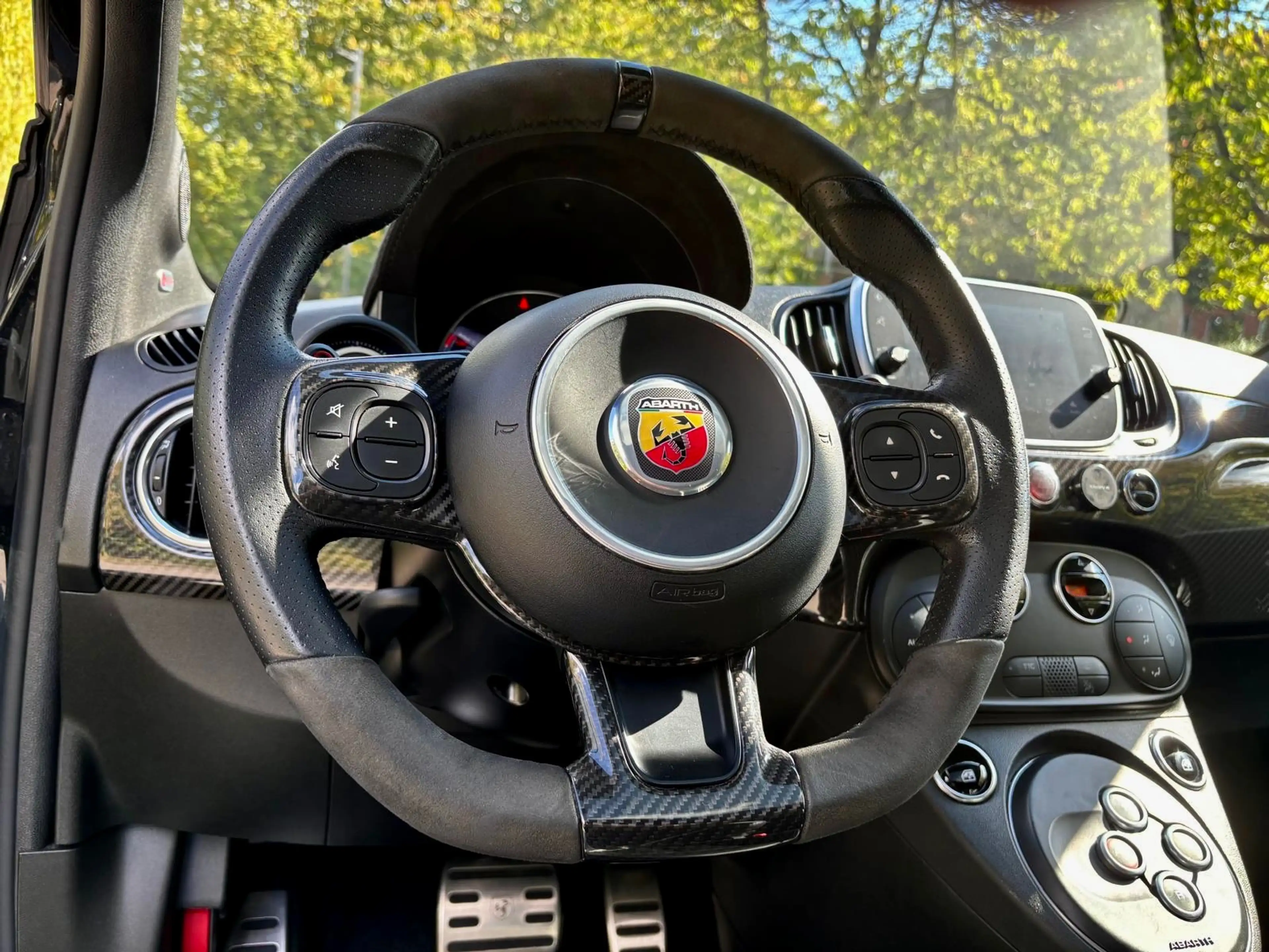 Abarth 595 *Carbone / Pano / Led / Apple CarPlay / 36900KM * — photo 14