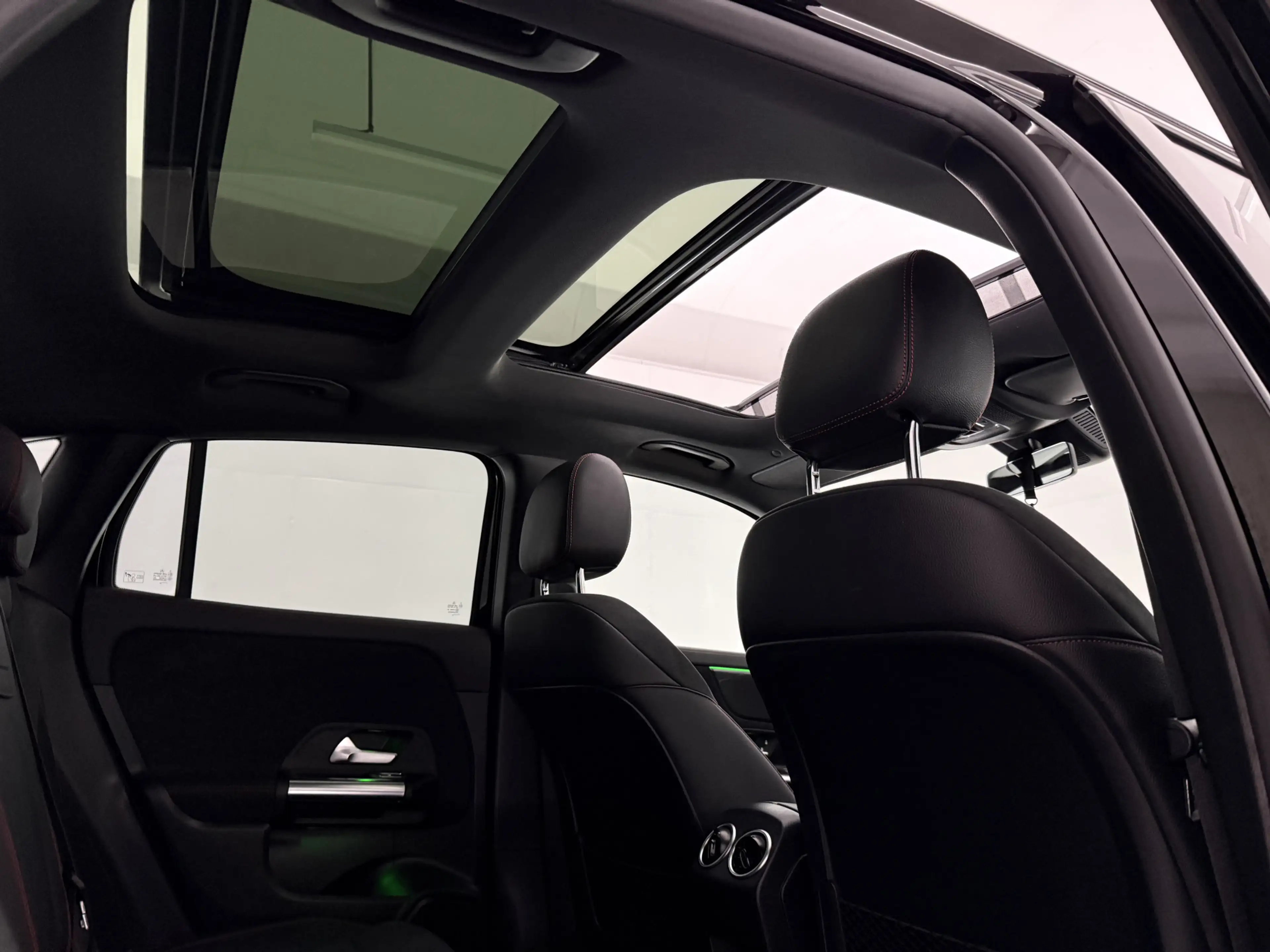 Mercedes-Benz GLA 250 e AMG Limited | Pano | Sfeer | Virtual | Camera | — photo 38