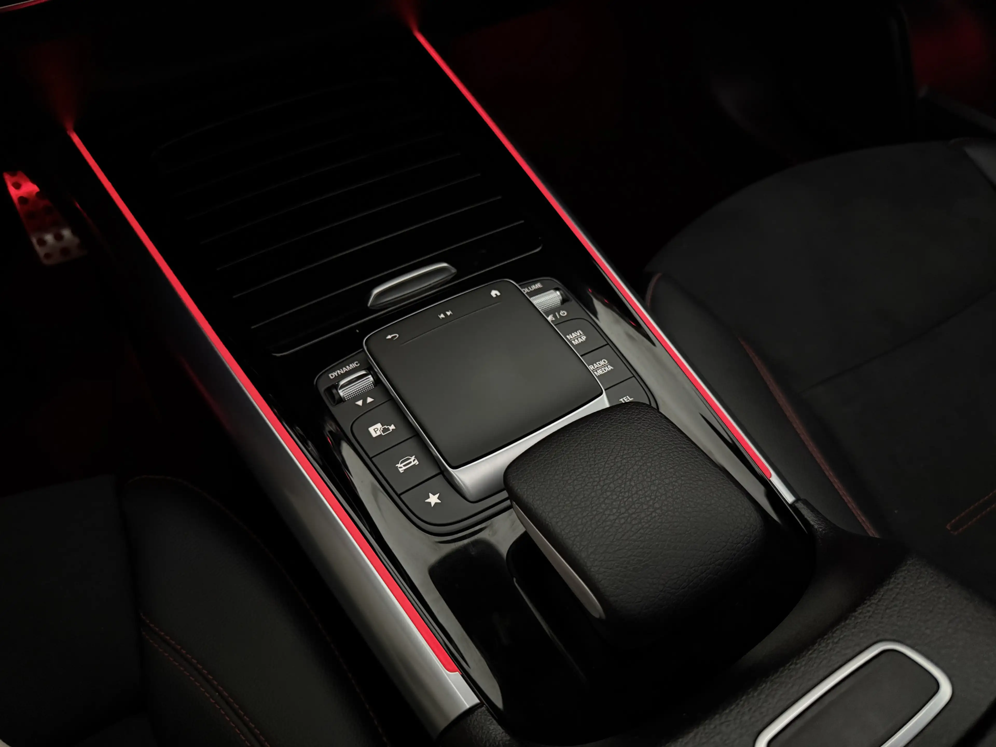 Mercedes-Benz GLA 250 e AMG Limited | Pano | Sfeer | Virtual | Camera | — photo 33