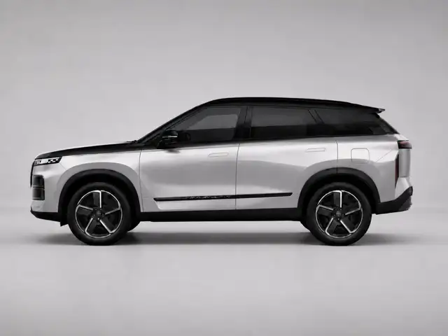 Jaecoo J7 view 3