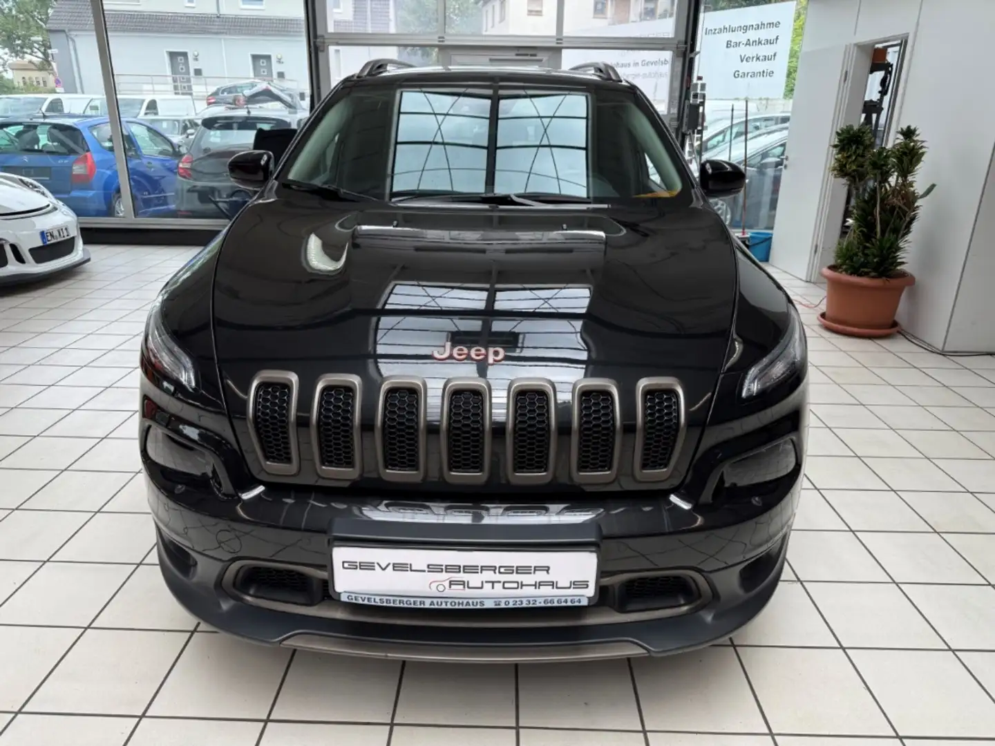 Jeep Cherokee Limited 4WD*Leder*Scheckheft*1.Hand*Panorama Black - 2