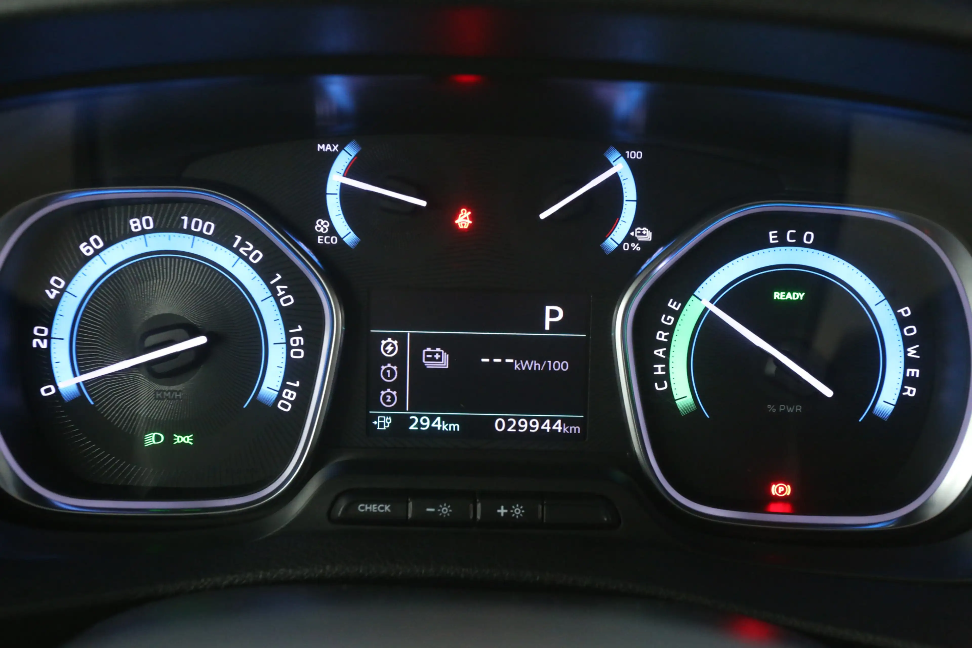 Peugeot e-Expert Toyota ProAce 75 kWh Extra Range L2H1 | Snelladen — photo 14