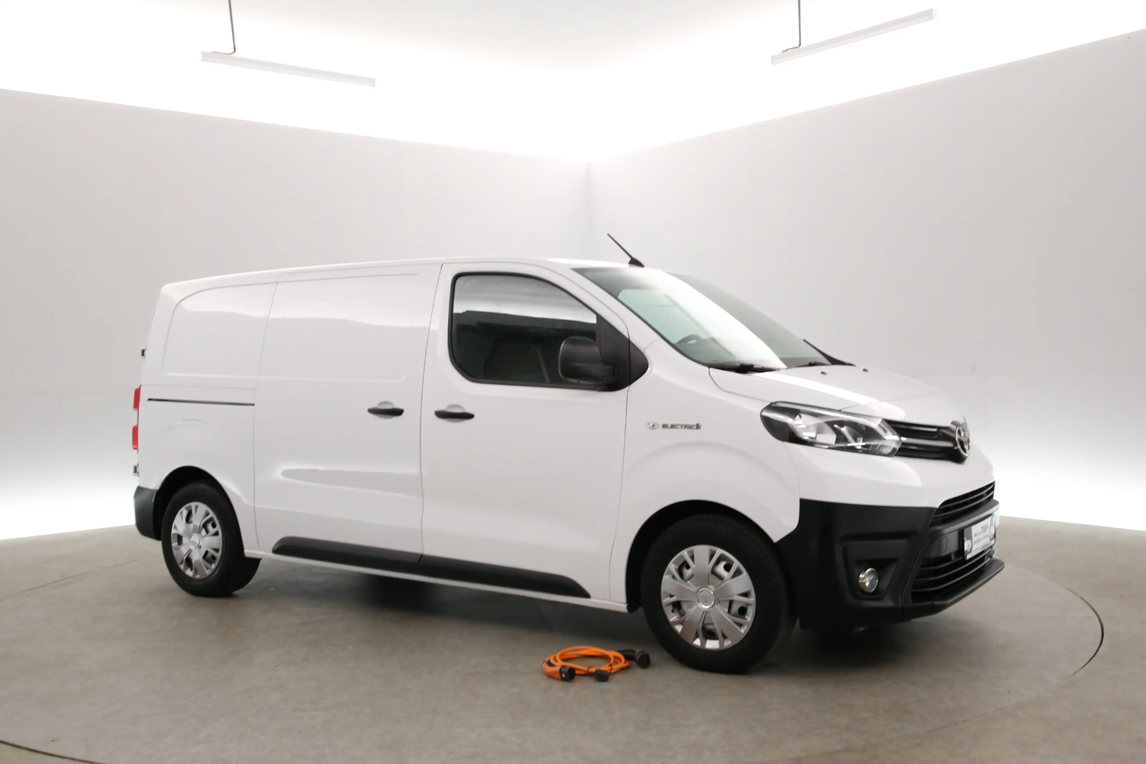 Peugeot e-Expert Toyota ProAce 75 kWh Extra Range L2H1 | Snelladen — photo 8