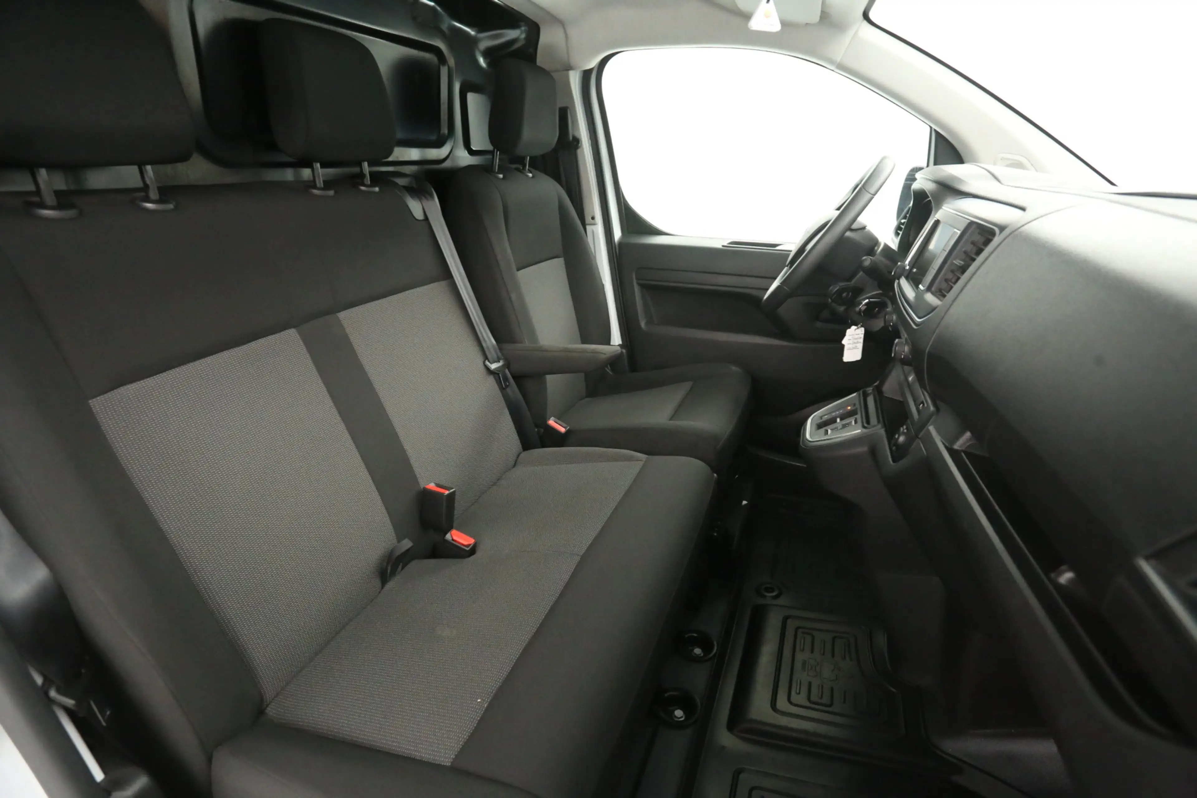 Peugeot e-Expert Toyota ProAce 75 kWh Extra Range L2H1 | Snelladen — photo 12