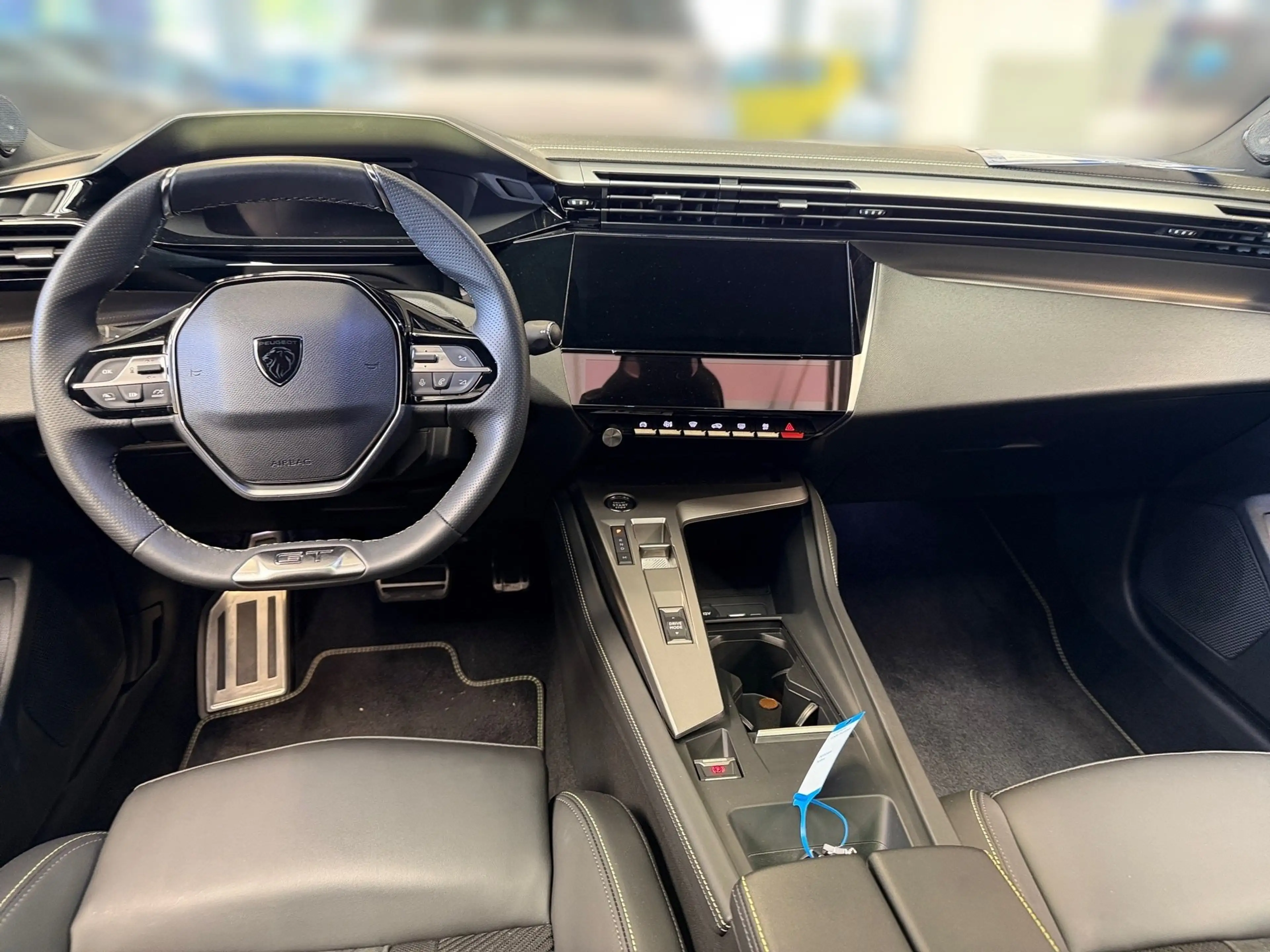 Peugeot 408 PureTech 130 EAT8 GT ACC KeyLess LED Navi PDC — photo 10