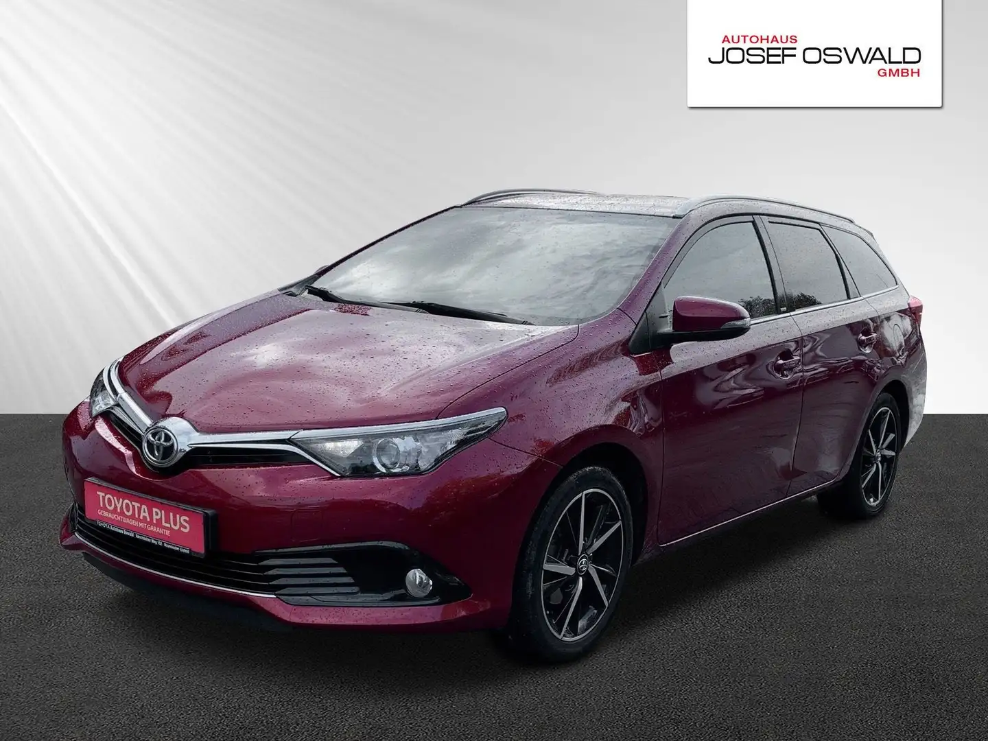 Toyota Auris Touring Sports Team D Rot - 1