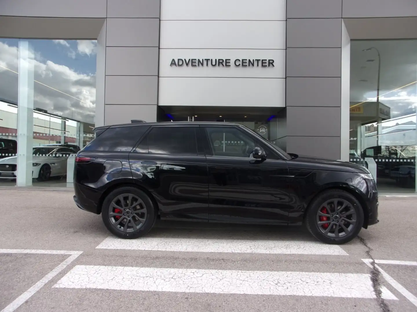 Land Rover Range Rover Sport 3.0D TD6 MHEV Dynamic SE 300 Negro - 1