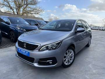 SW 1.2i PURETECH NAVIGATIE CAMERA CARPLAY BLUETOOT