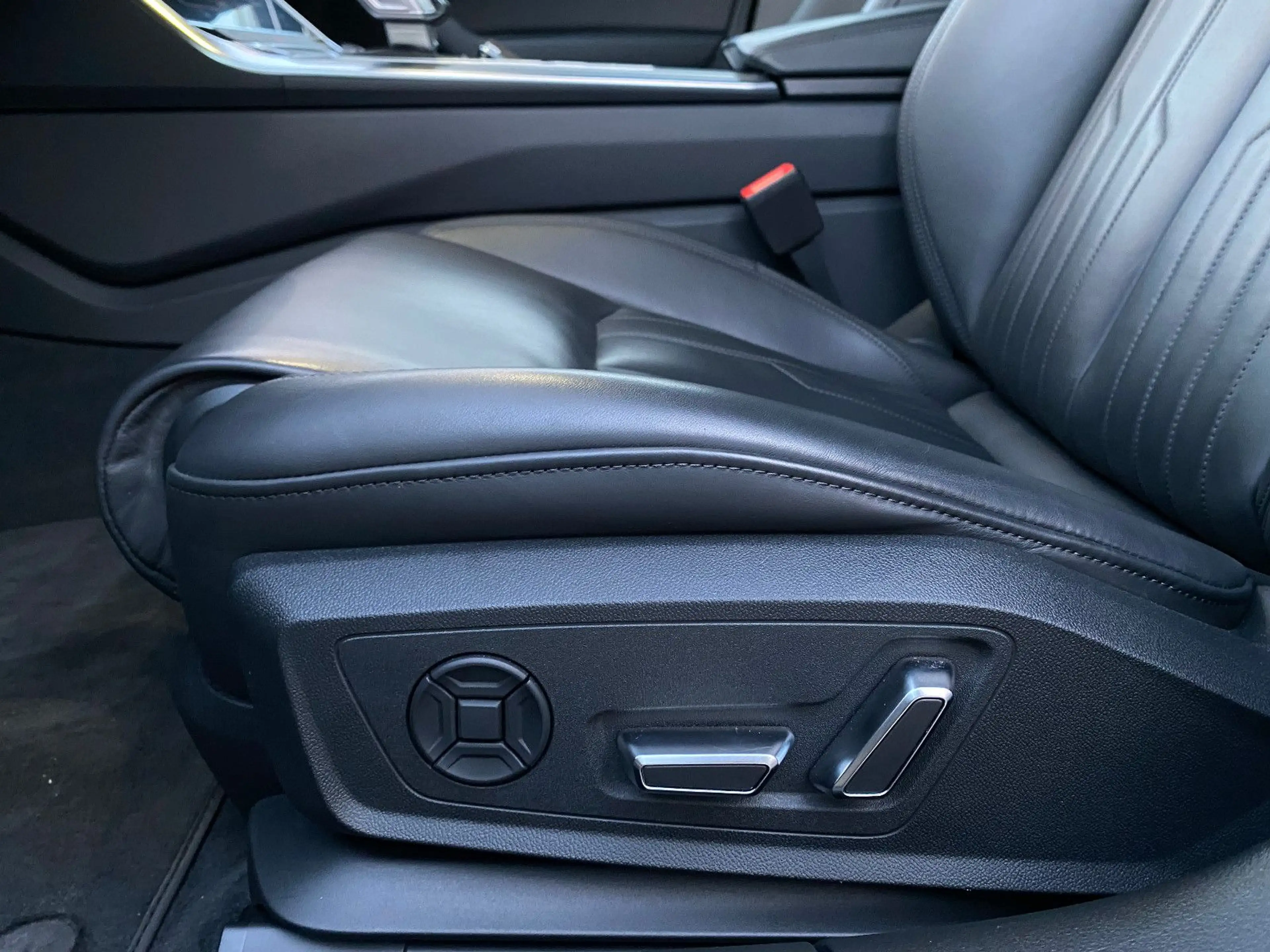 Audi A6 Av 55 TFSI quattro sport ACC/HuD/B&O/AHK/Luft — photo 8