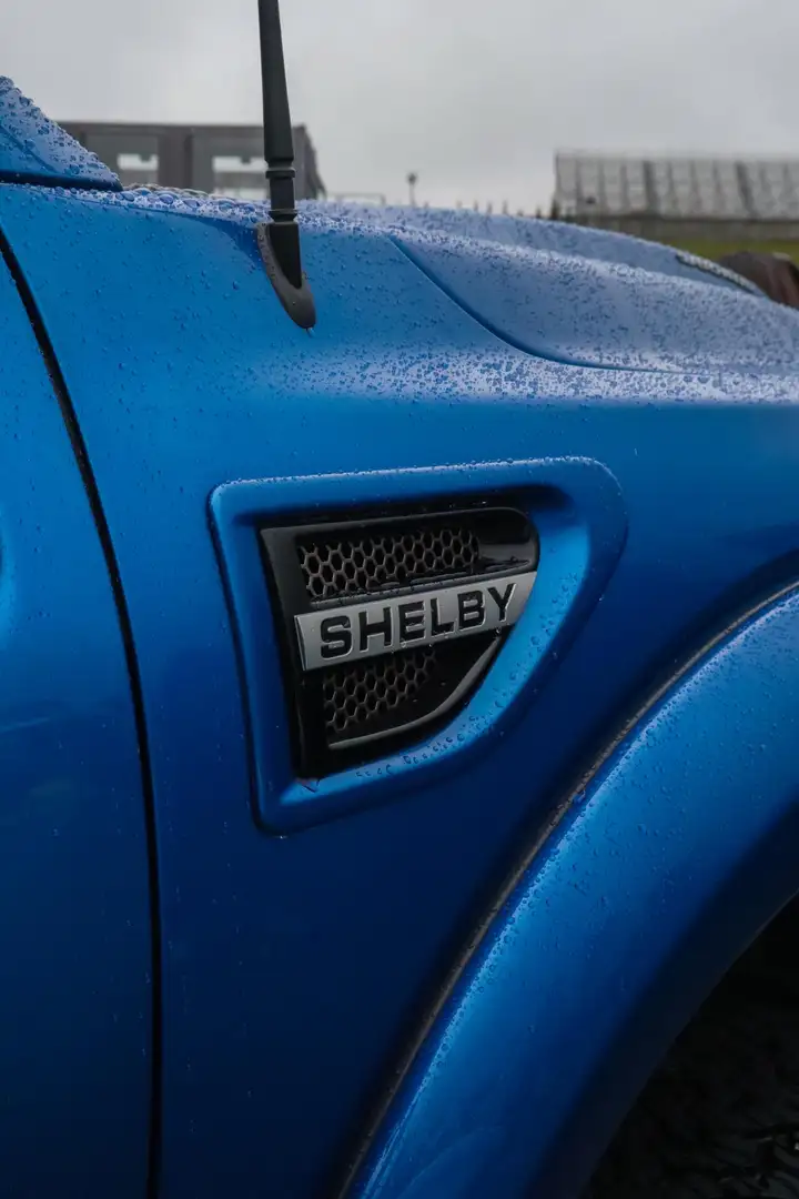 Ford F 150 Shelby 700 HP Azul - 2
