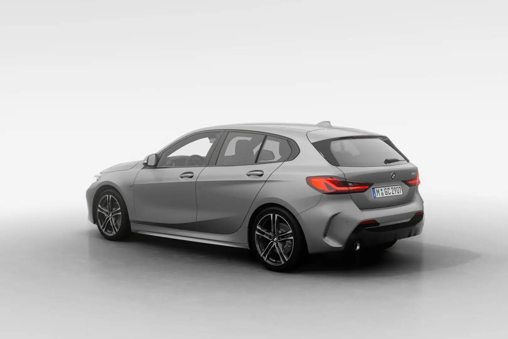 BMW 118 1 Serie 118i | Model M-Sport | Premium Pack | Comf Grijs - 2