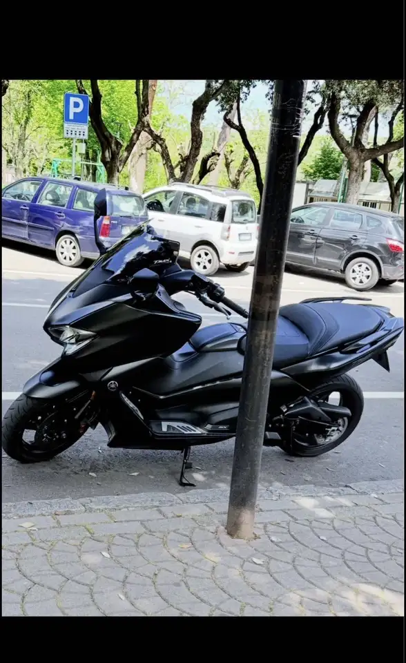 Yamaha Tmax 530