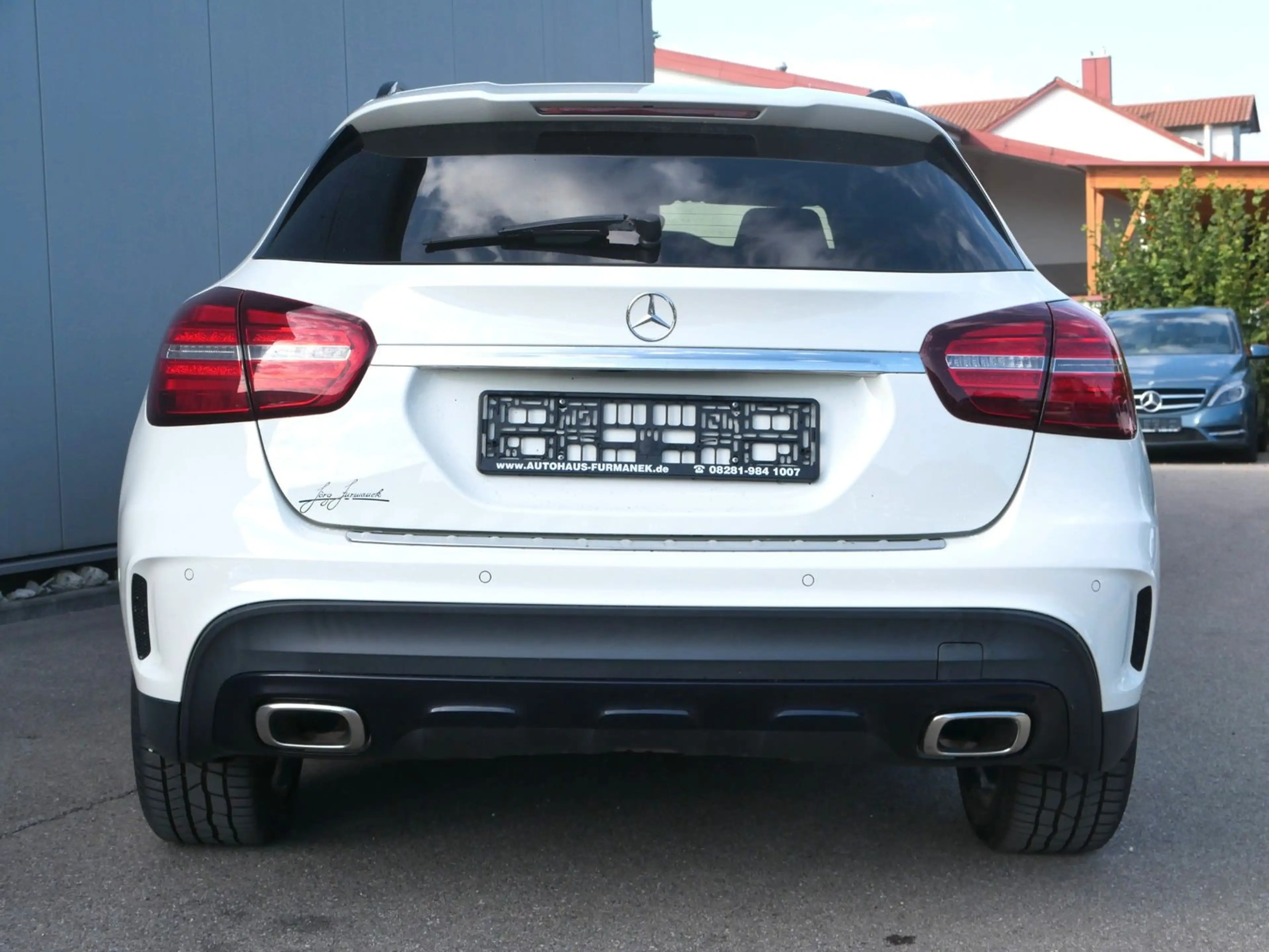Mercedes-Benz GLA 220 CDI 4Matic AMG-Line NAVI/LED/AHK/DISTR — photo 3