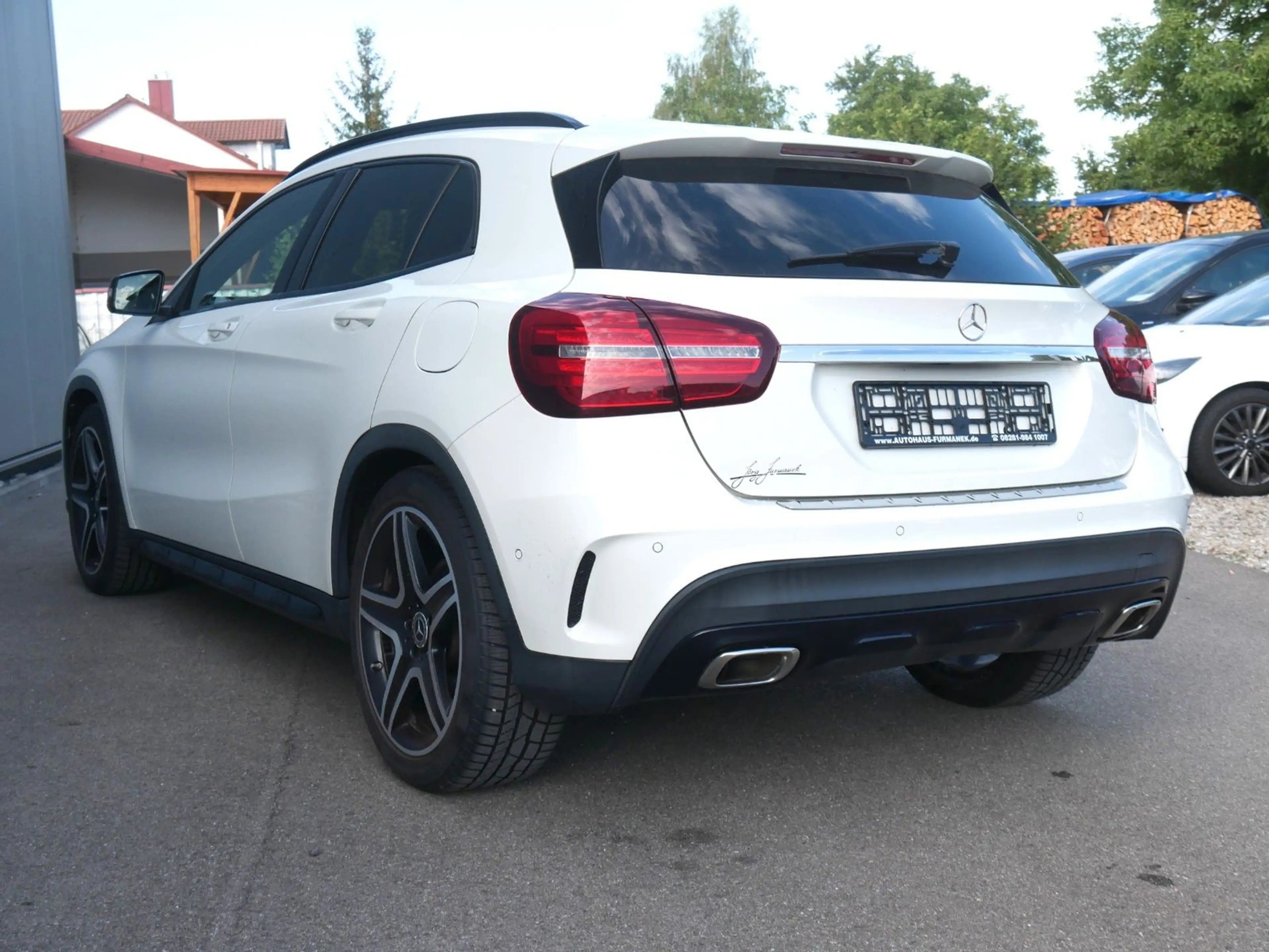 Mercedes-Benz GLA 220 CDI 4Matic AMG-Line NAVI/LED/AHK/DISTR — photo 2