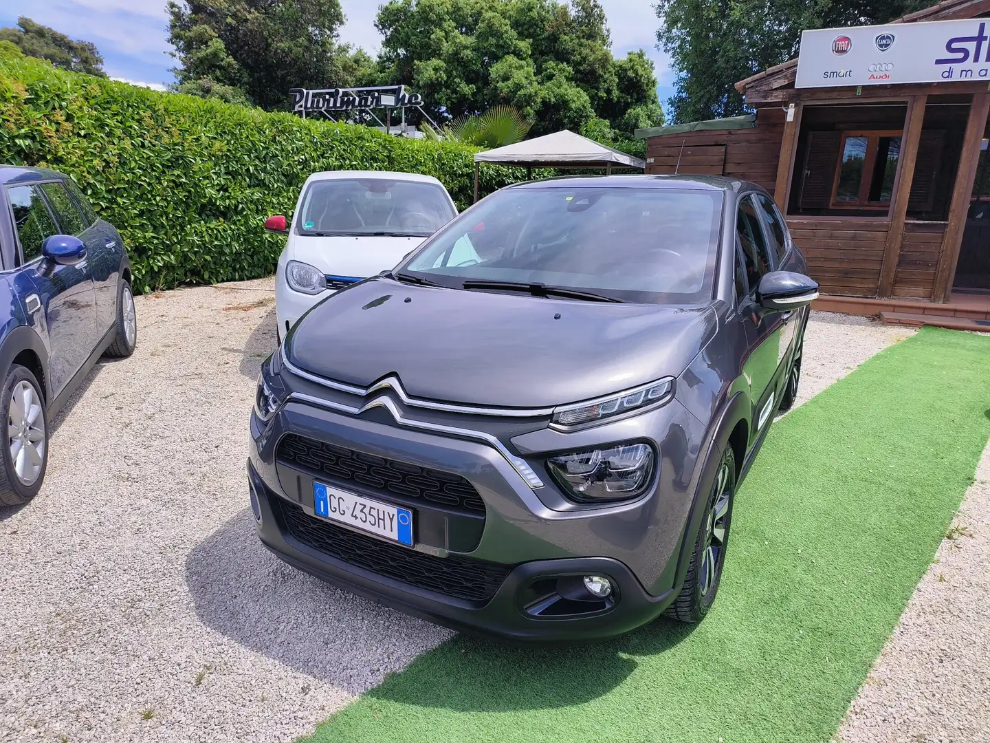 Citroen C3 1.2 puretech Shine 110cv eat6 my20 PREZZO REALE Grijs - 1