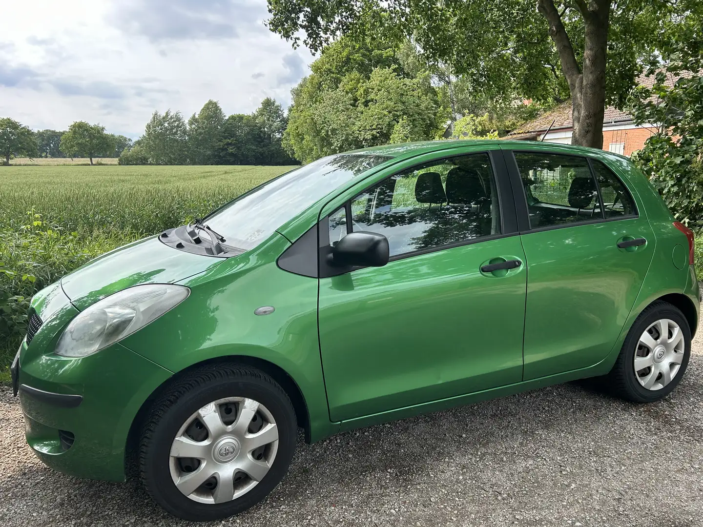 Toyota Yaris Style Grün - 2