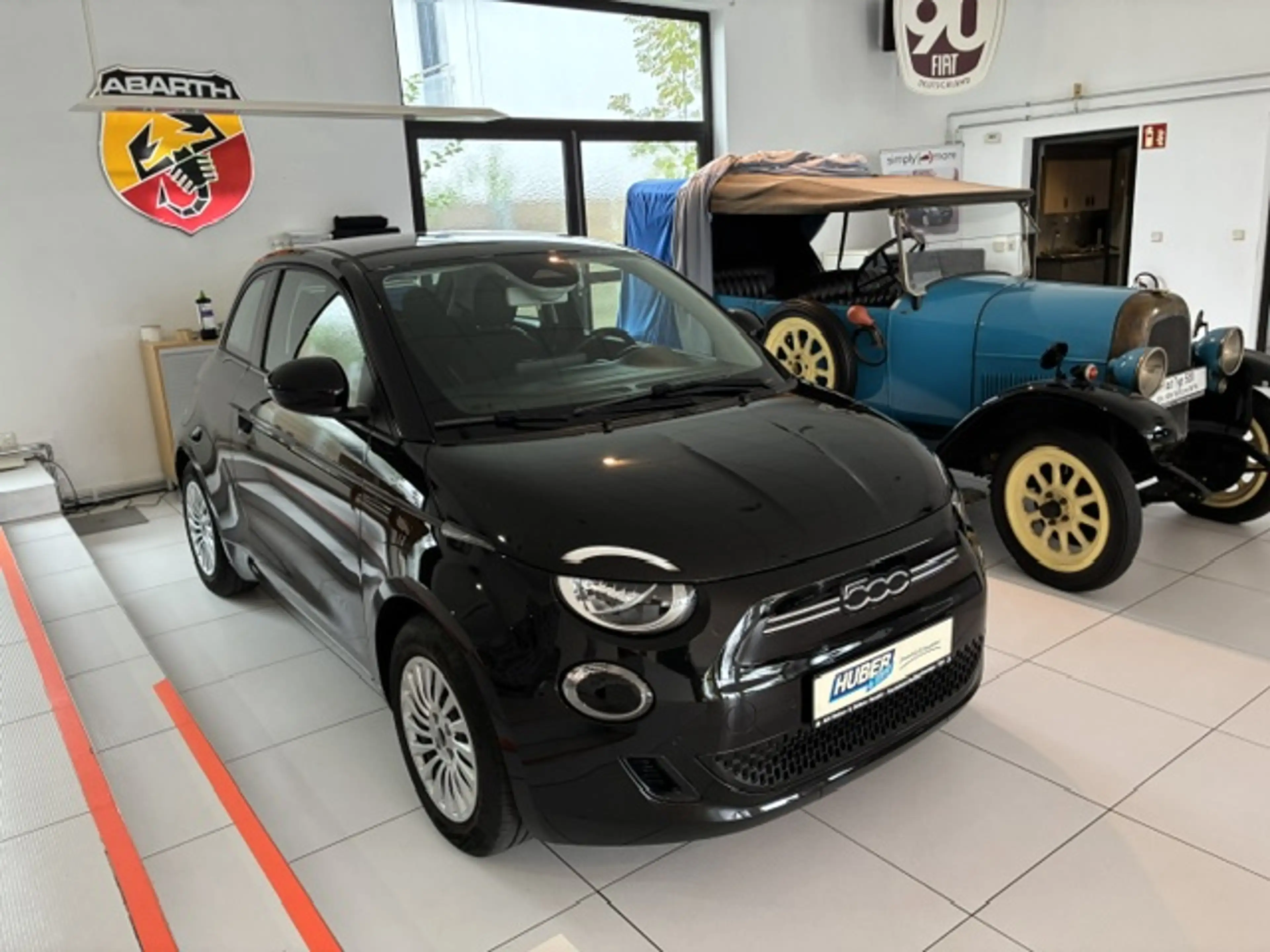 Fiat 500e Icon — photo 4