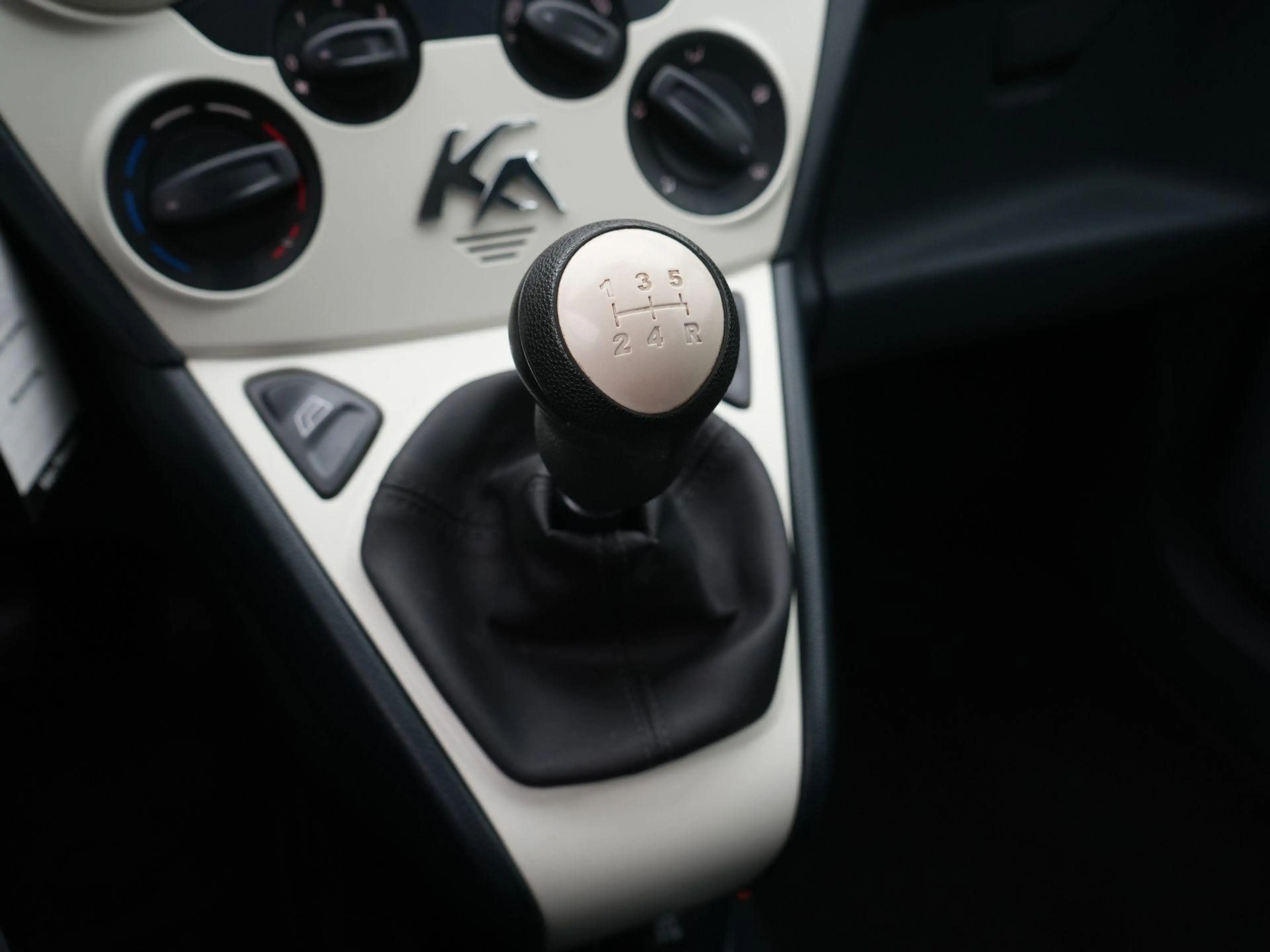 Ford Ka/Ka+ 1.2 Style start/stop — photo 14