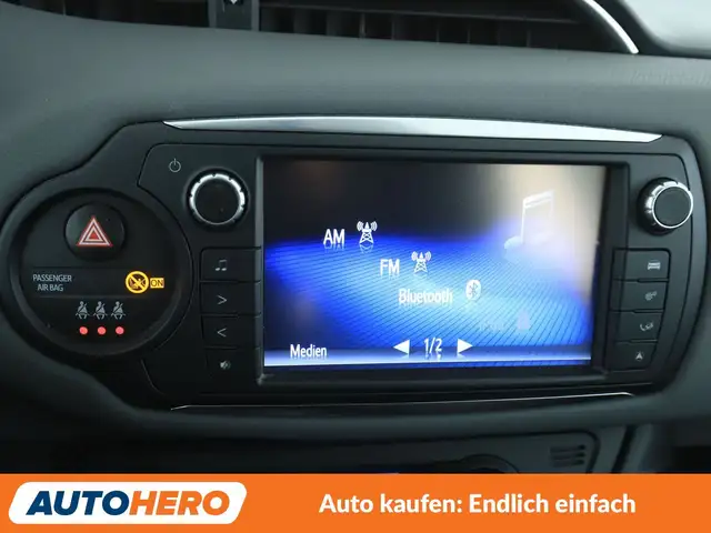 Toyota Yaris view 21