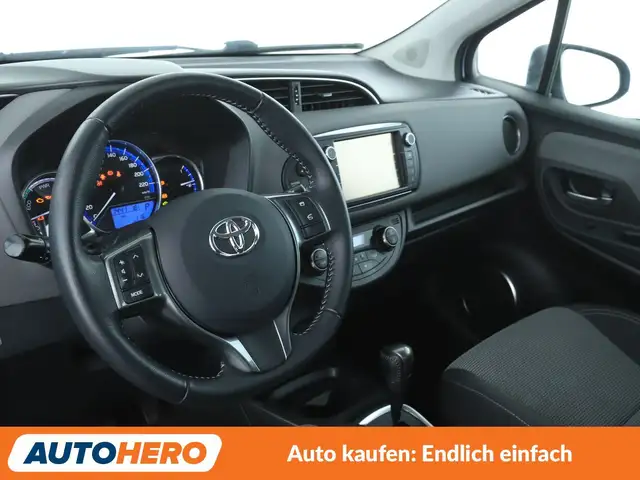 Toyota Yaris view 11
