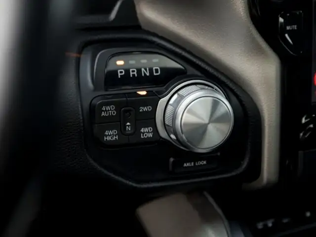 RAM 1500 Ram 1500 Laramie Quad Cab 6'4''-Bed 4x4 Ansicht 47