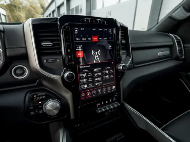 RAM 1500 Ram 1500 Laramie Quad Cab 6'4''-Bed 4x4 Ansicht 42