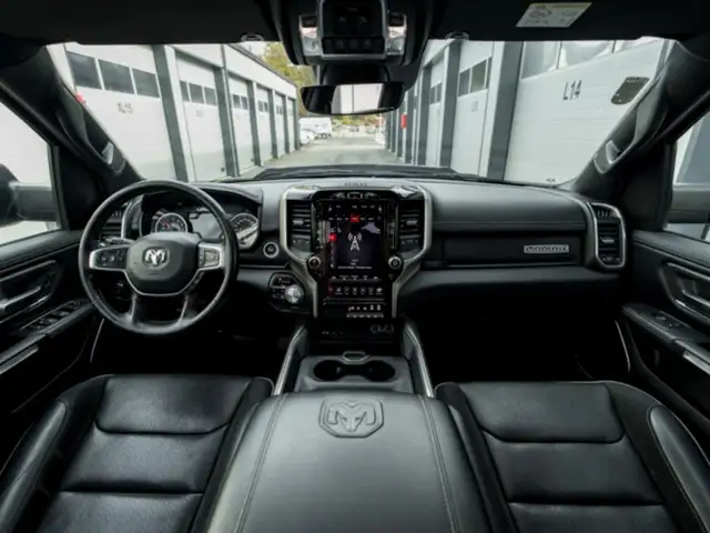 RAM 1500 Ram 1500 Laramie Quad Cab 6'4''-Bed 4x4 Ansicht 31