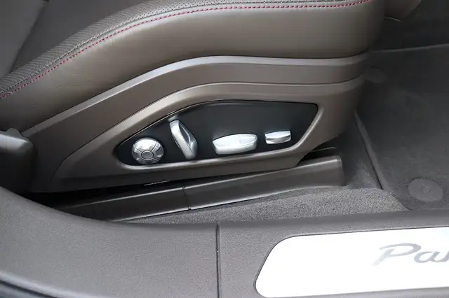 Porsche Panamera 4 E-Hybrid PHEV Sport Turismo Aut. *EDITION 10* Ansicht 23