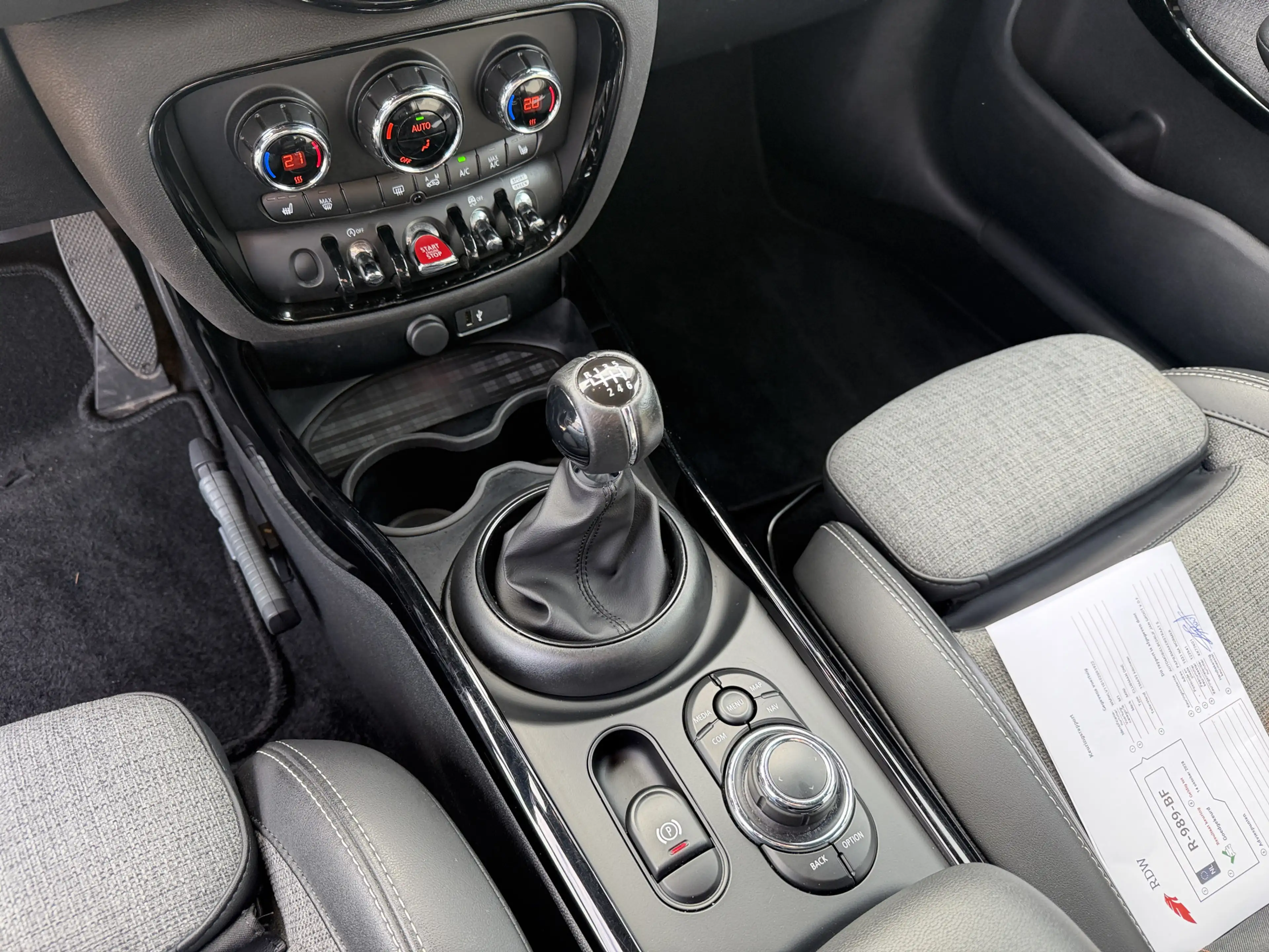 MINI One Clubman 1.5 Business Edition Carplay/Stoelverw/Clima/Cruis — photo 11