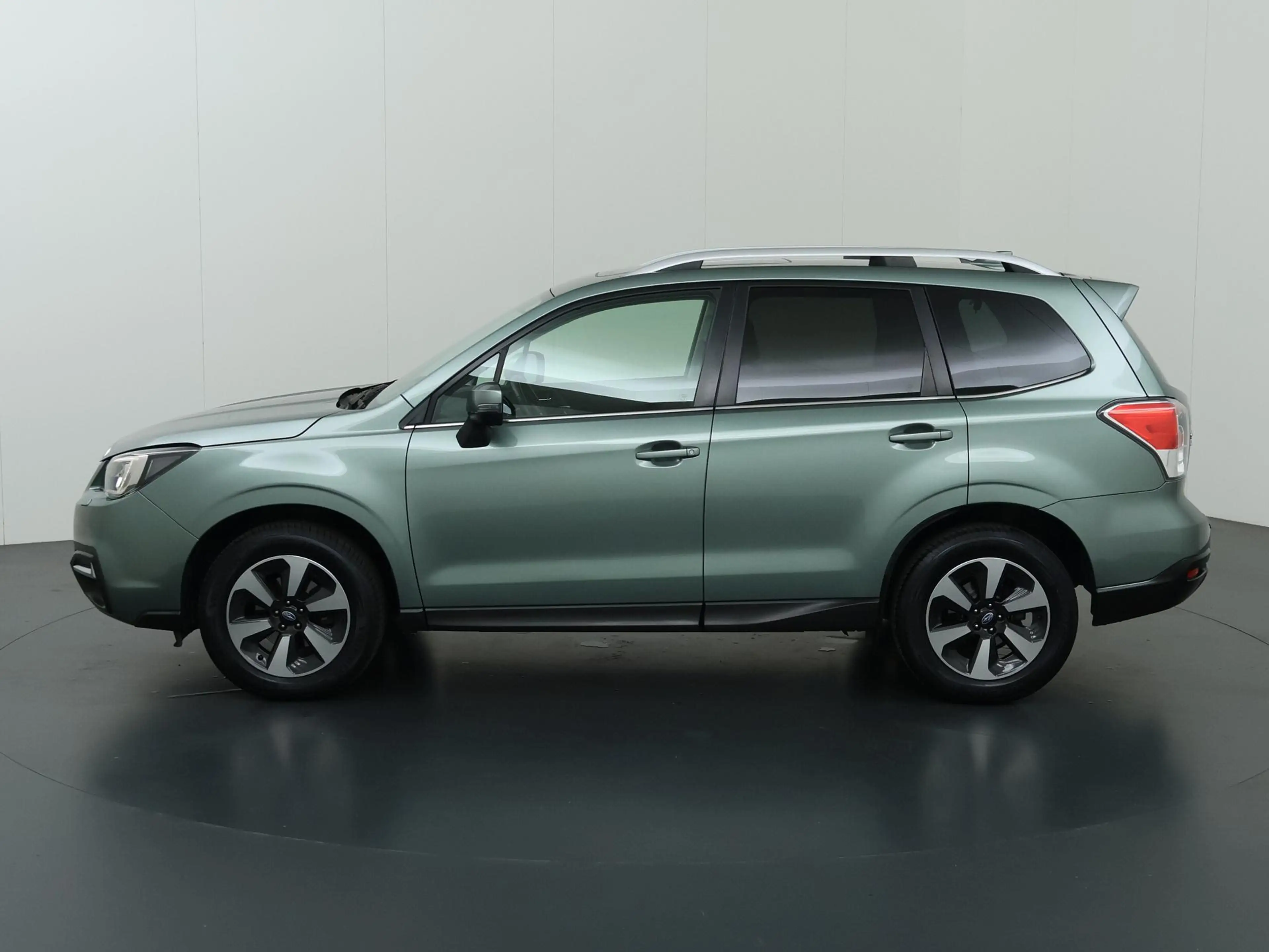 Subaru Forester 2.0 Premium | AWD | Trekhaak | Panoramadak | Navig — photo 5