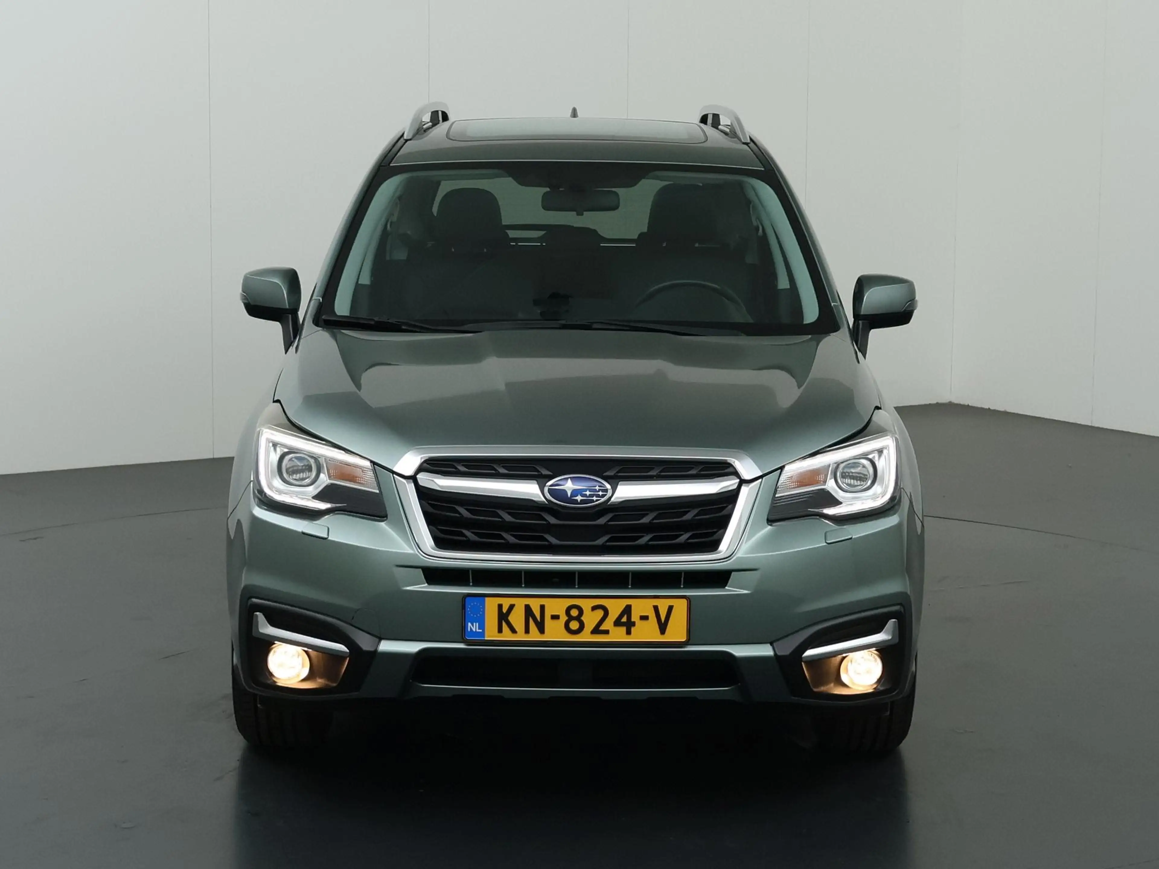 Subaru Forester 2.0 Premium | AWD | Trekhaak | Panoramadak | Navig — photo 3