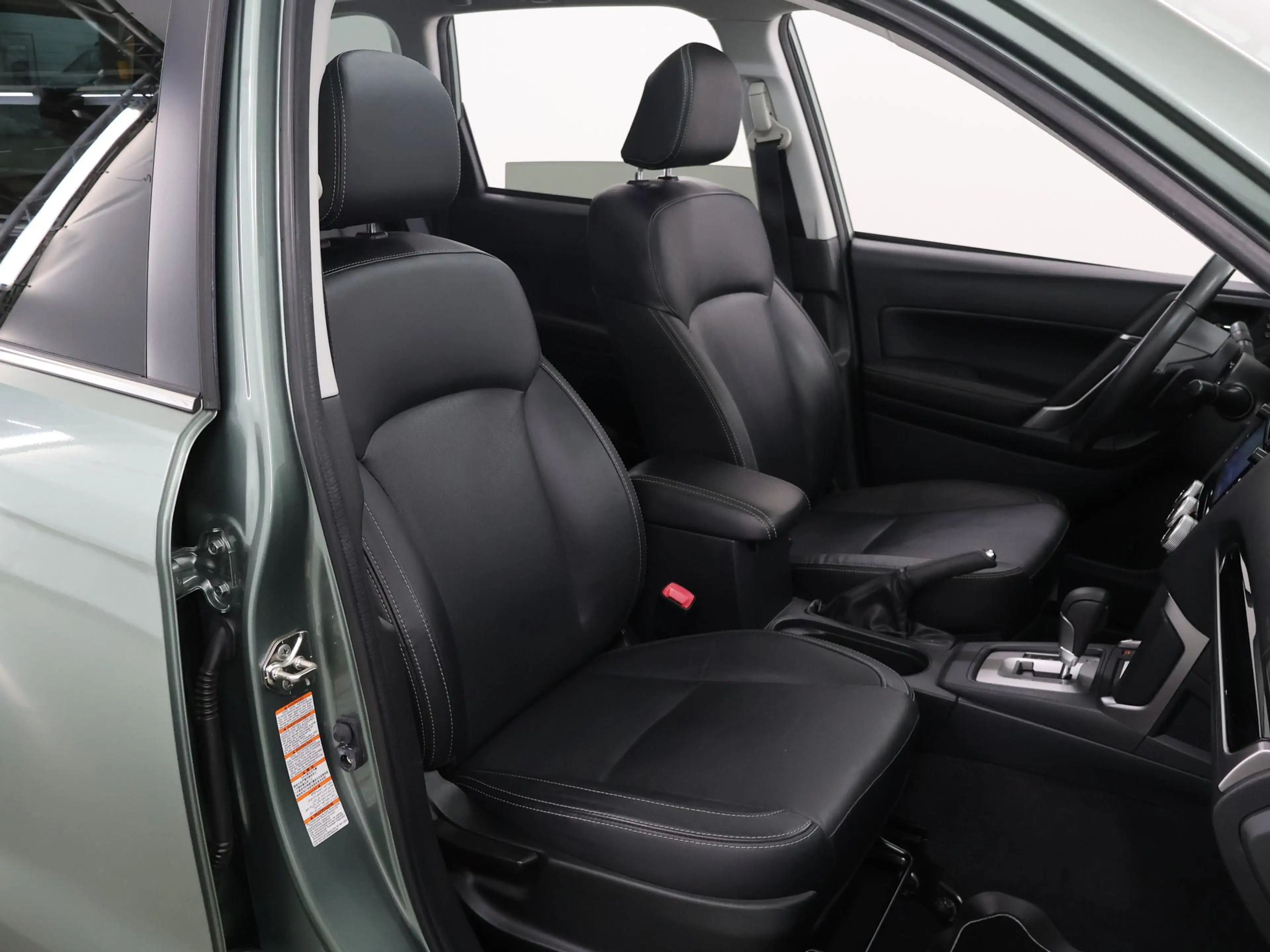 Subaru Forester 2.0 Premium | AWD | Trekhaak | Panoramadak | Navig — photo 10