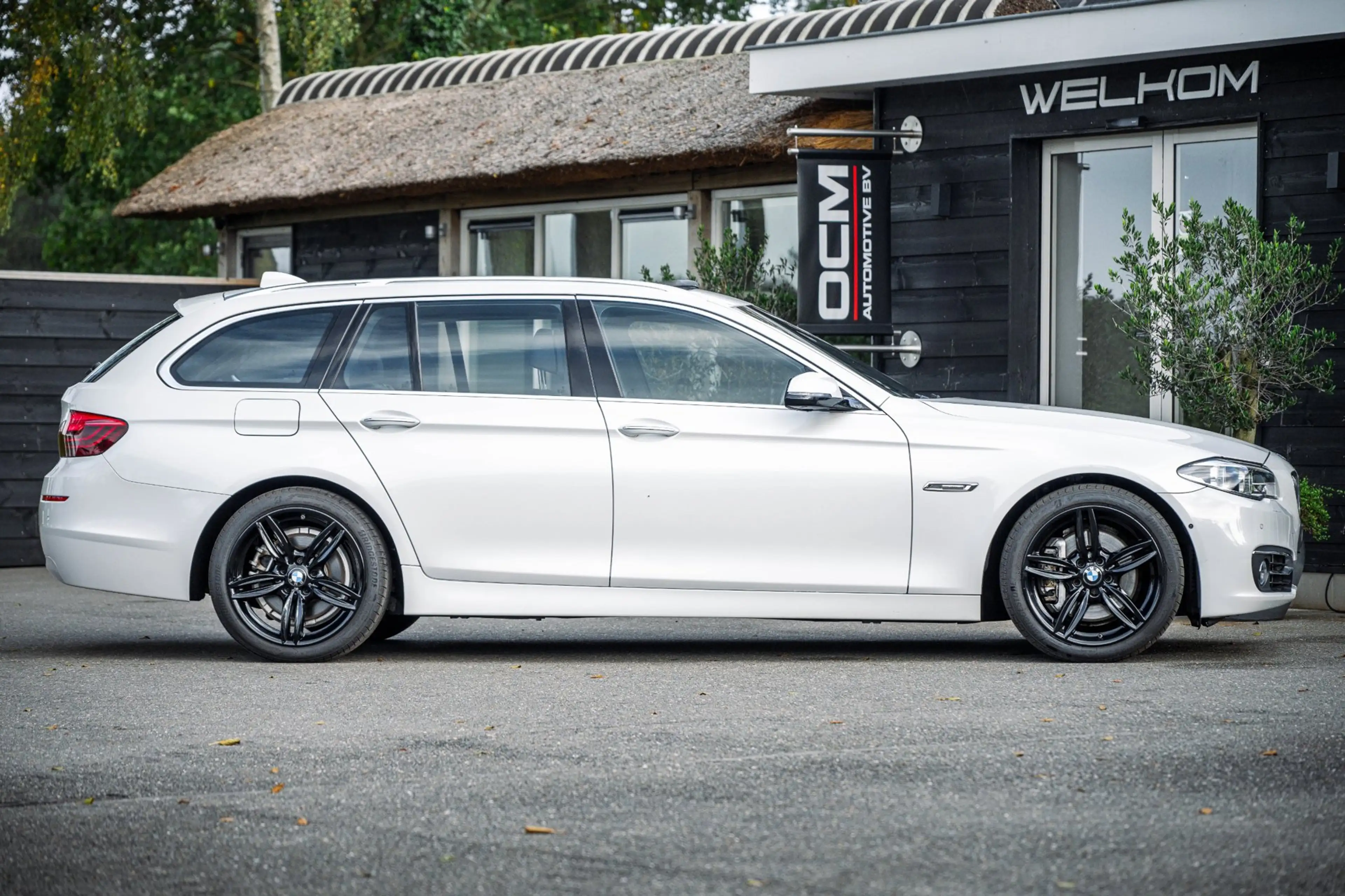 BMW 528 5-serie Touring 528i High Executive Panoramadak I — photo 9