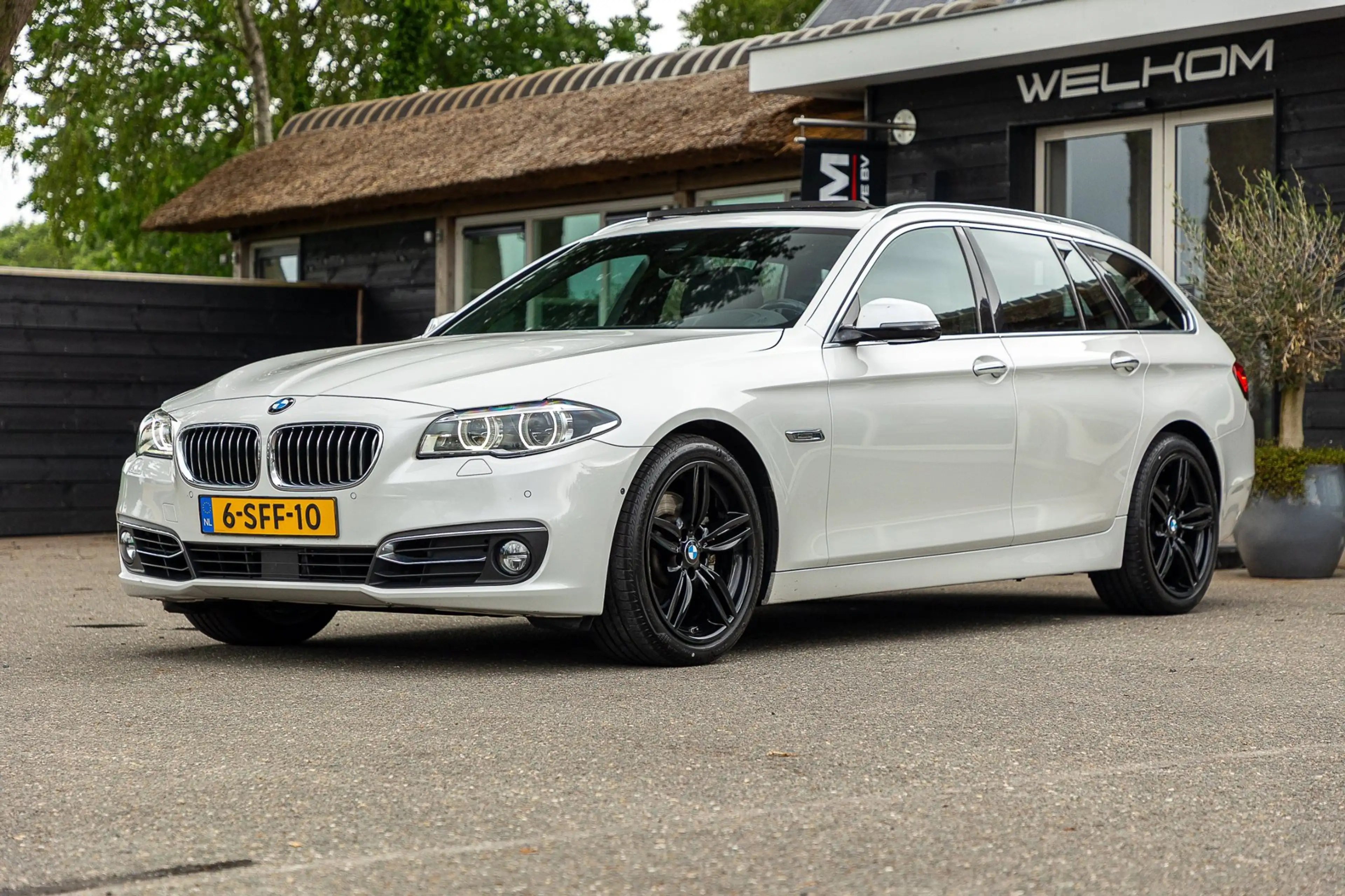 BMW 528 5-serie Touring 528i High Executive Panoramadak I — photo 9