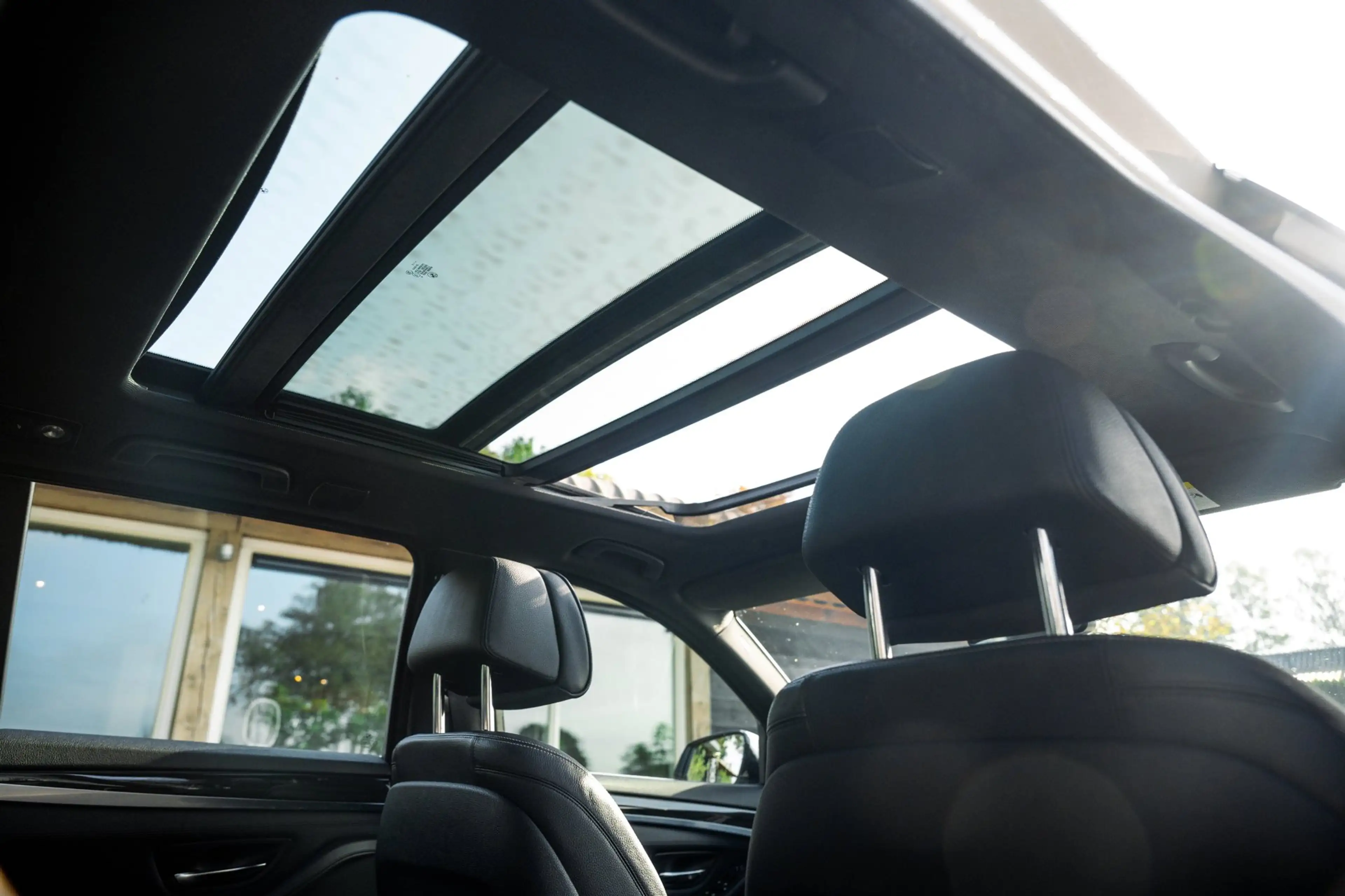BMW 528 5-serie Touring 528i High Executive Panoramadak I — photo 10
