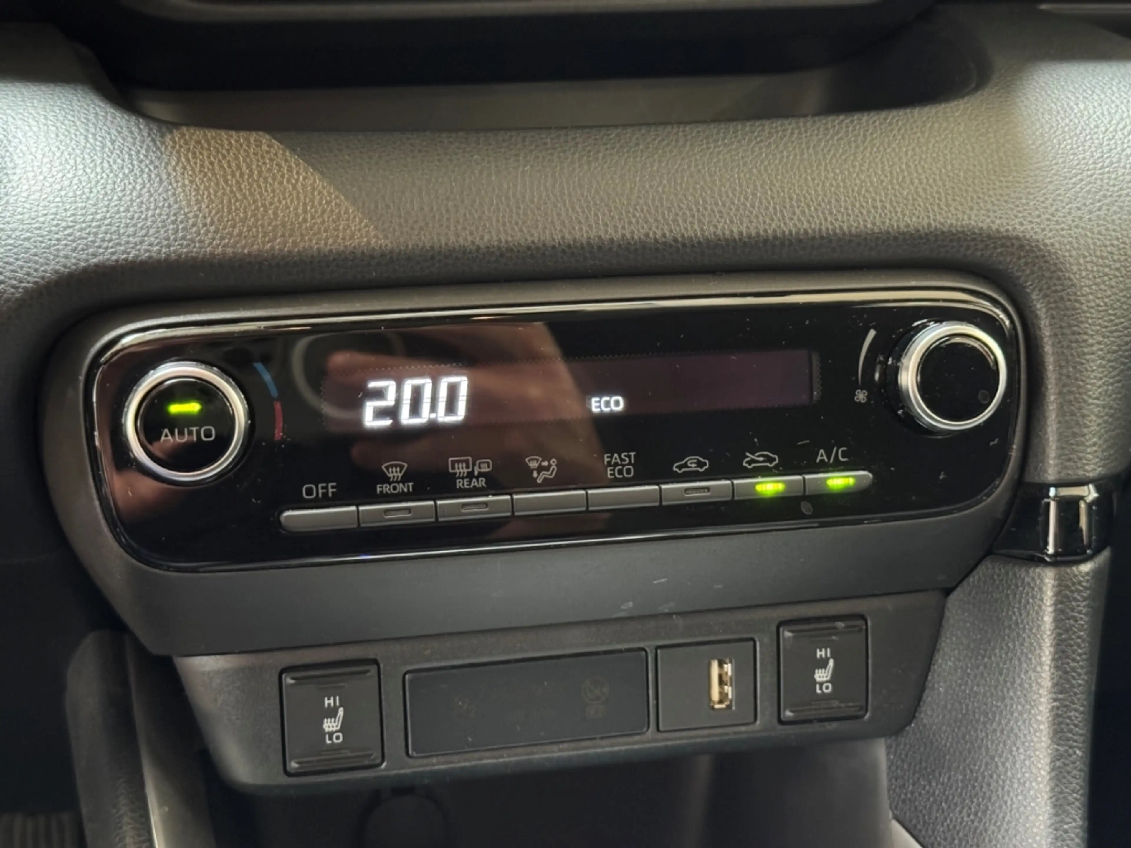 Toyota Yaris Hybrid Team Deutschland / Abstands-Tempo. — photo 14