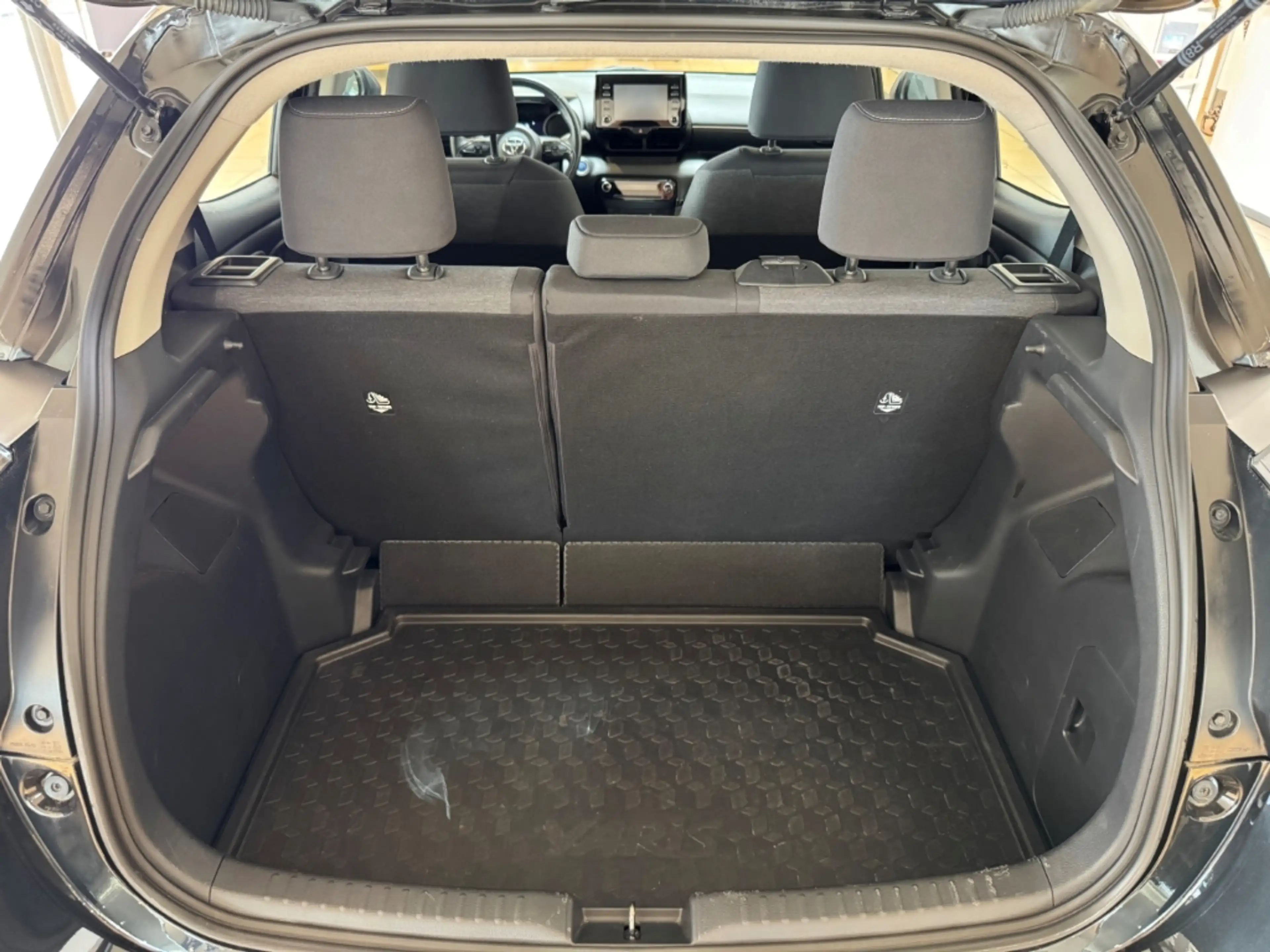 Toyota Yaris Hybrid Team Deutschland / Abstands-Tempo. — photo 26