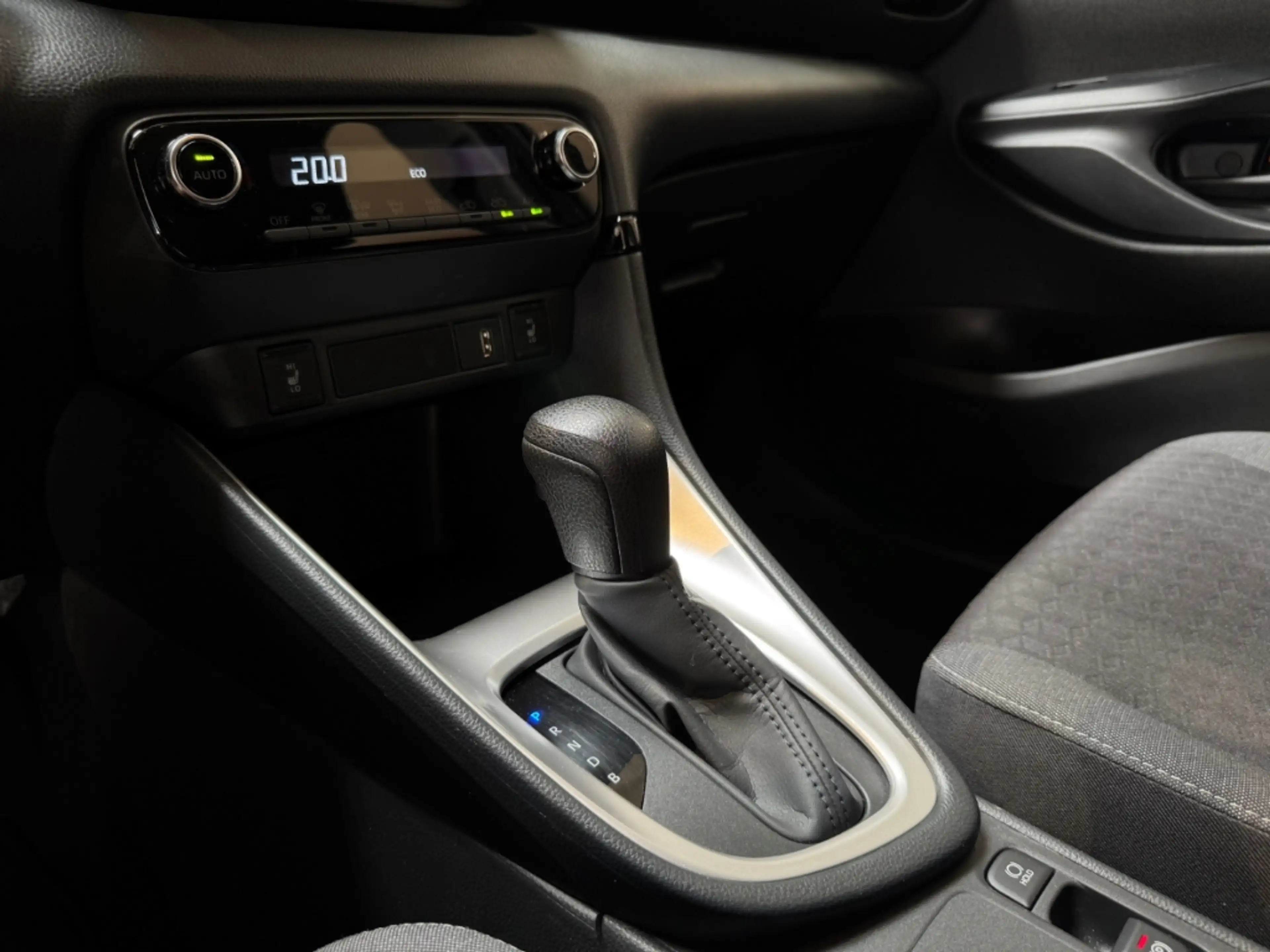 Toyota Yaris Hybrid Team Deutschland / Abstands-Tempo. — photo 15