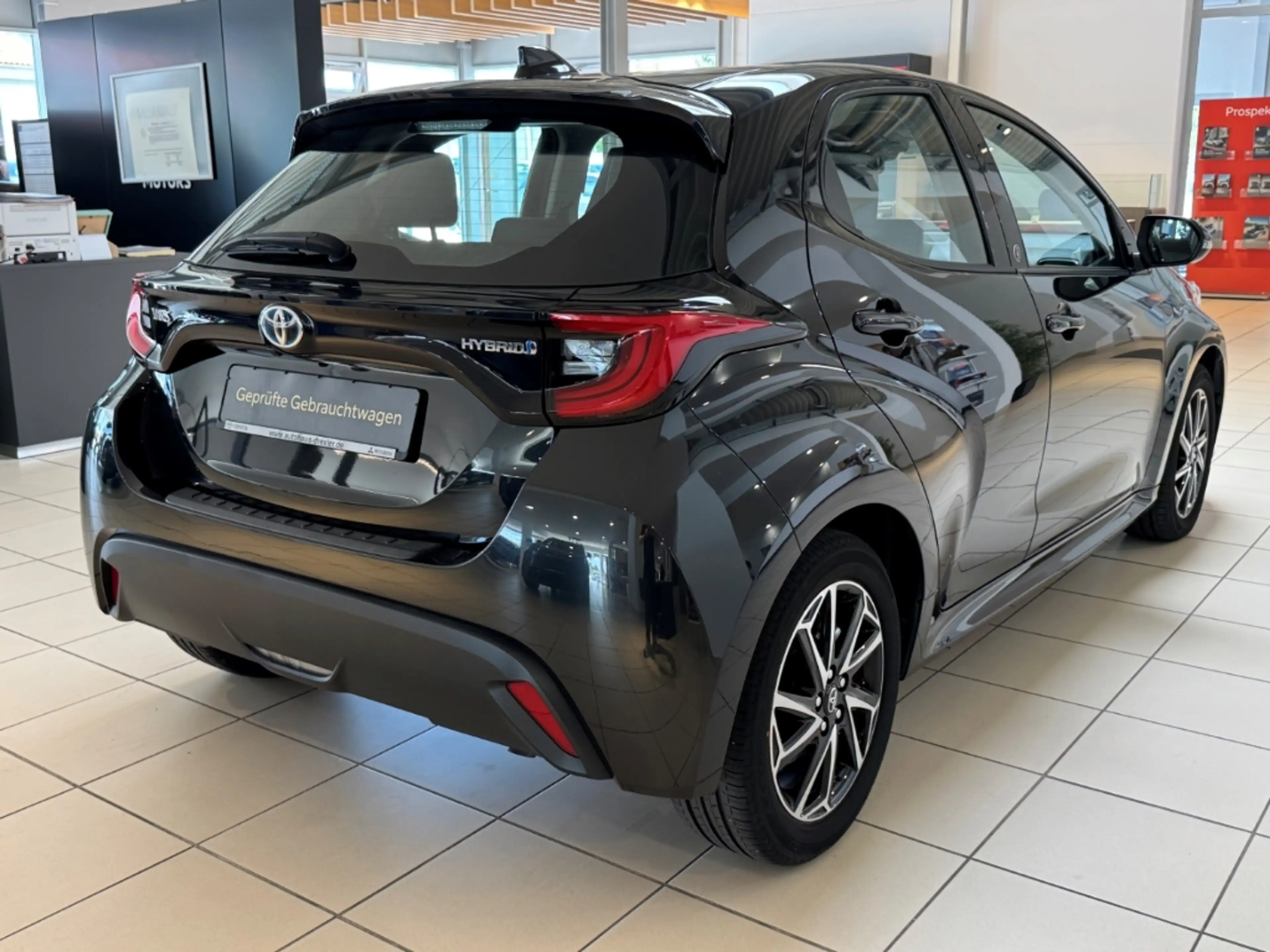 Toyota Yaris Hybrid Team Deutschland / Abstands-Tempo. — photo 4