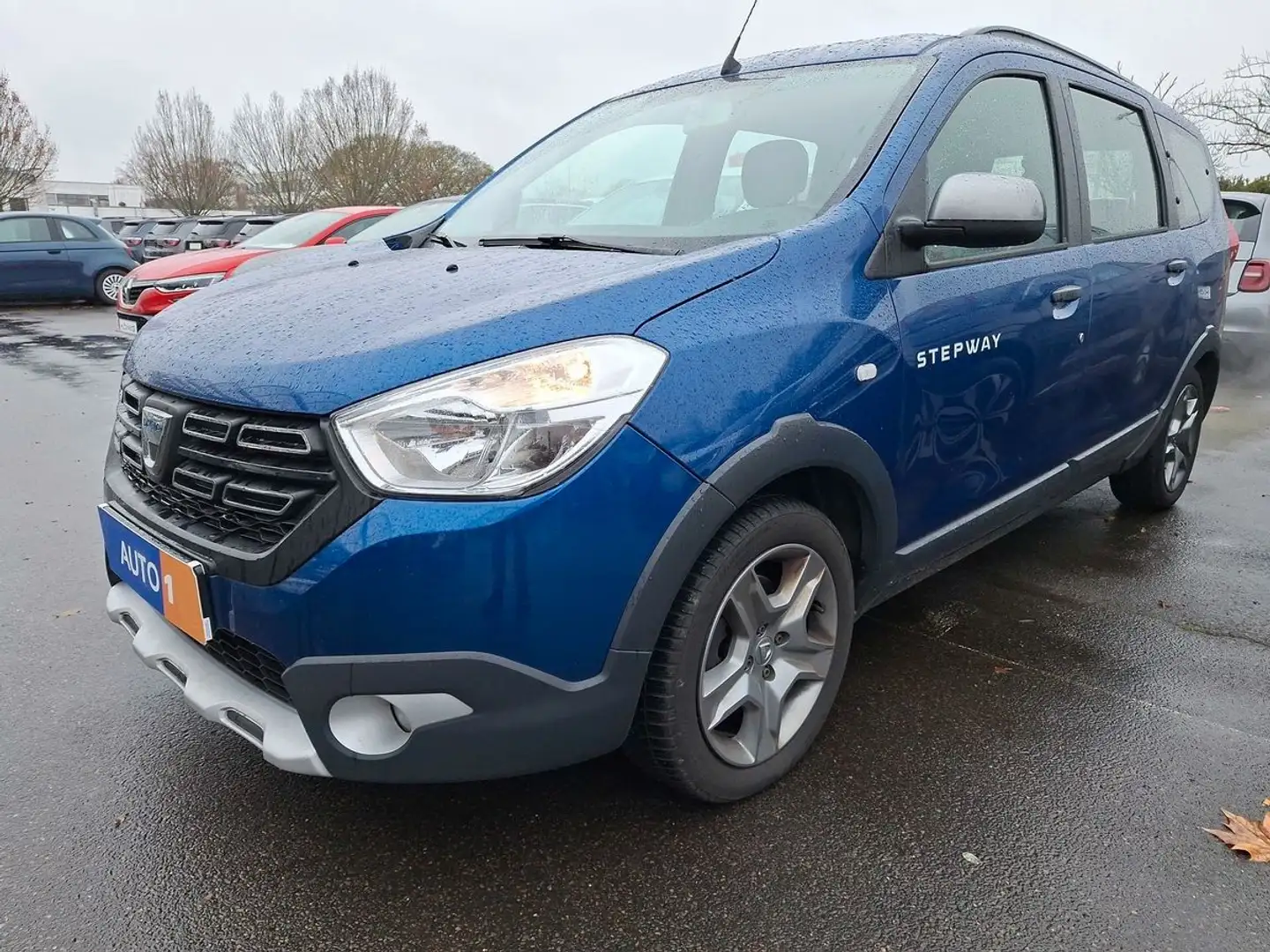 Dacia Lodgy Stepway Selection 7Sitz SHZ*NAV*TEM*PDC*RK Blau - 1