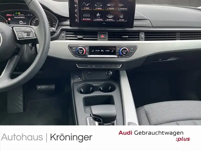 Audi A4 Avant view 14