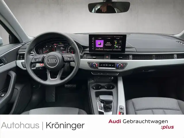 Audi A4 Avant view 13