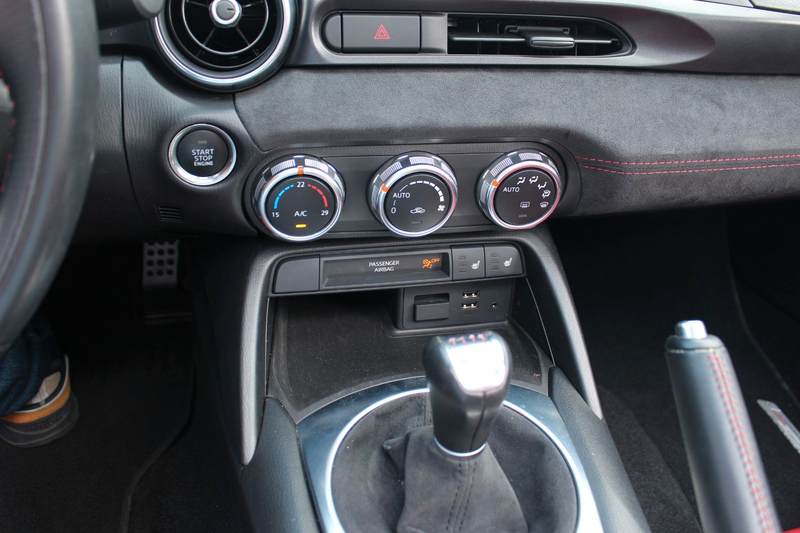 Abarth 124 Spider Turismo BOSE LED — photo 11